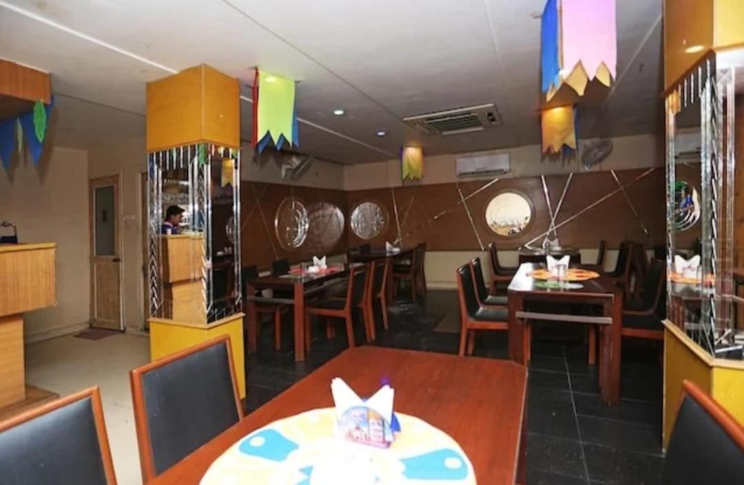 Hotel Ambassador Chocolate Inn