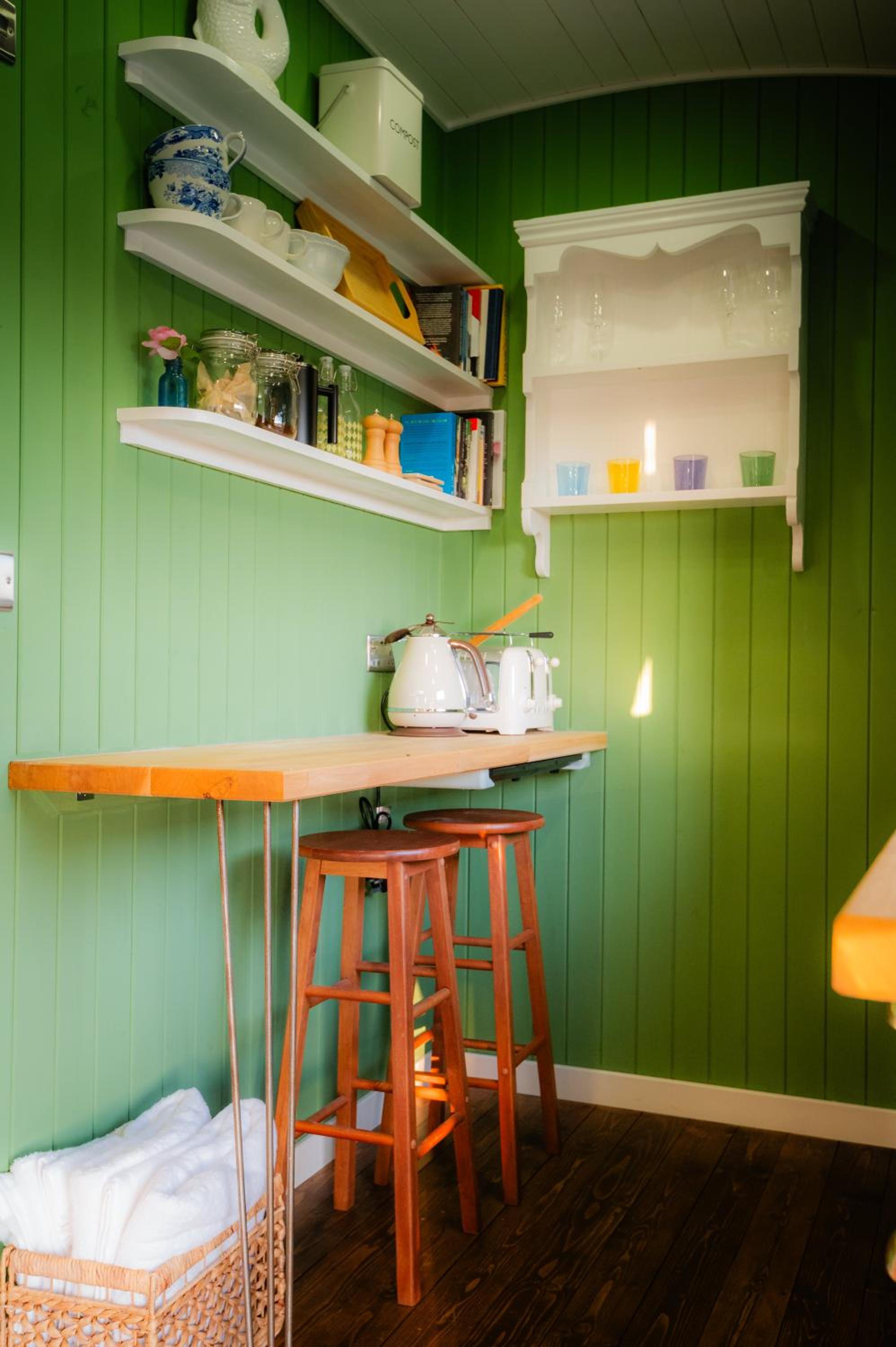 Gooseberry Shepherds Hut