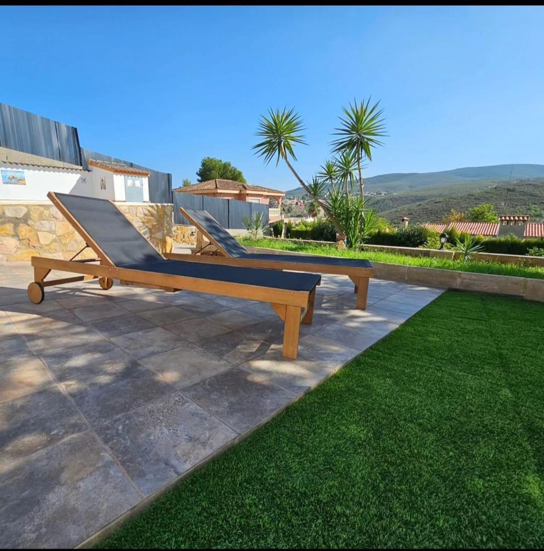Chalet con piscina, barbacoa y jacuzzi en Valencia photo 2