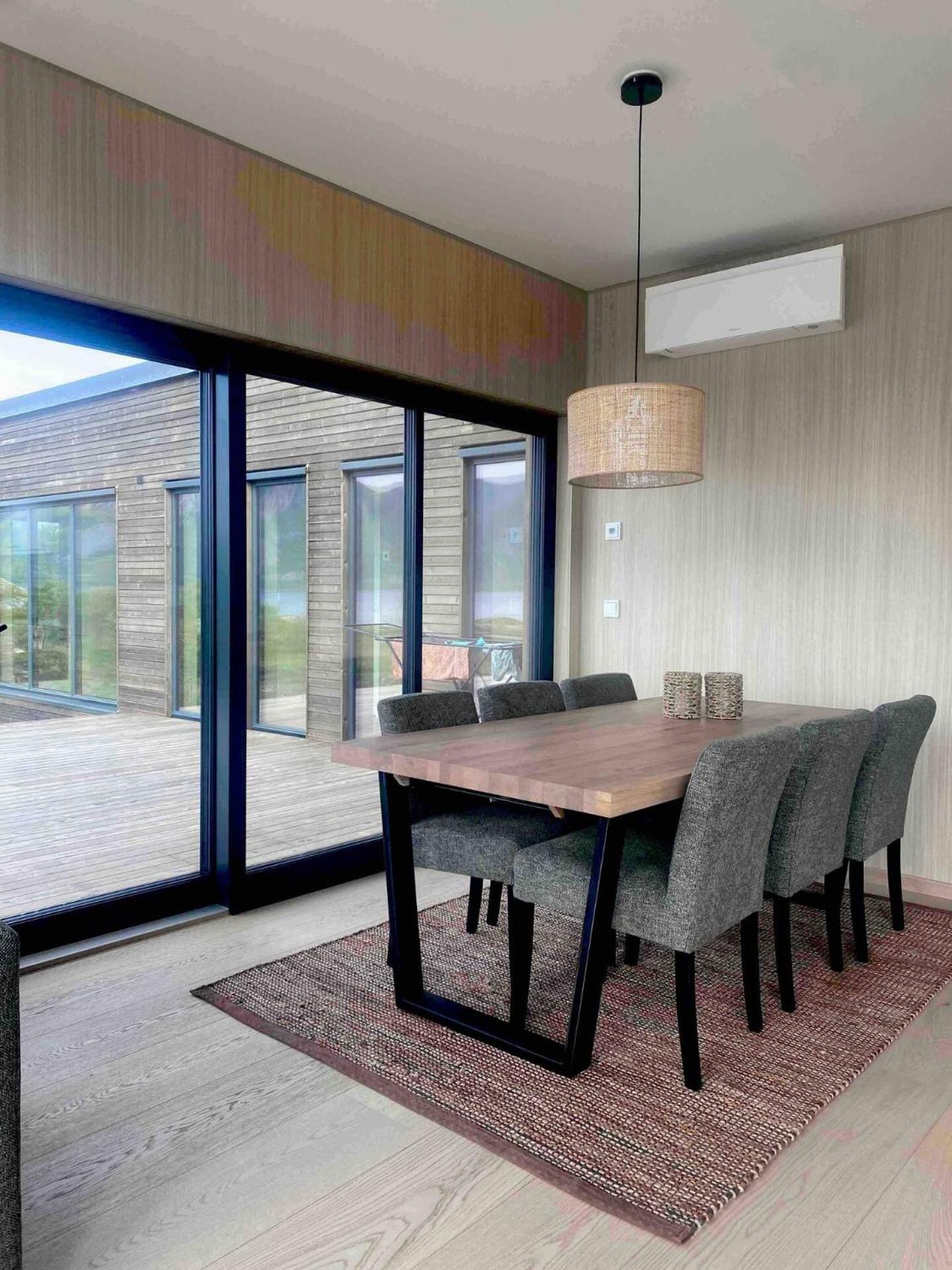 Lyngvær Signature Lodge - Jacuzzi & Sauna - No 27