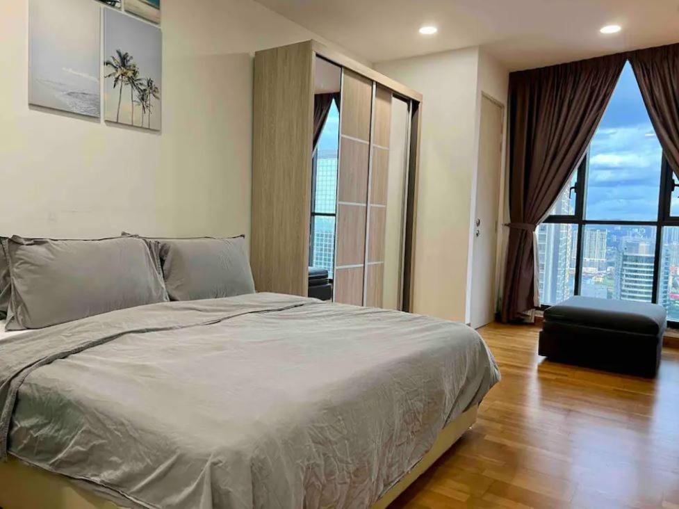 KL Gateway Residency