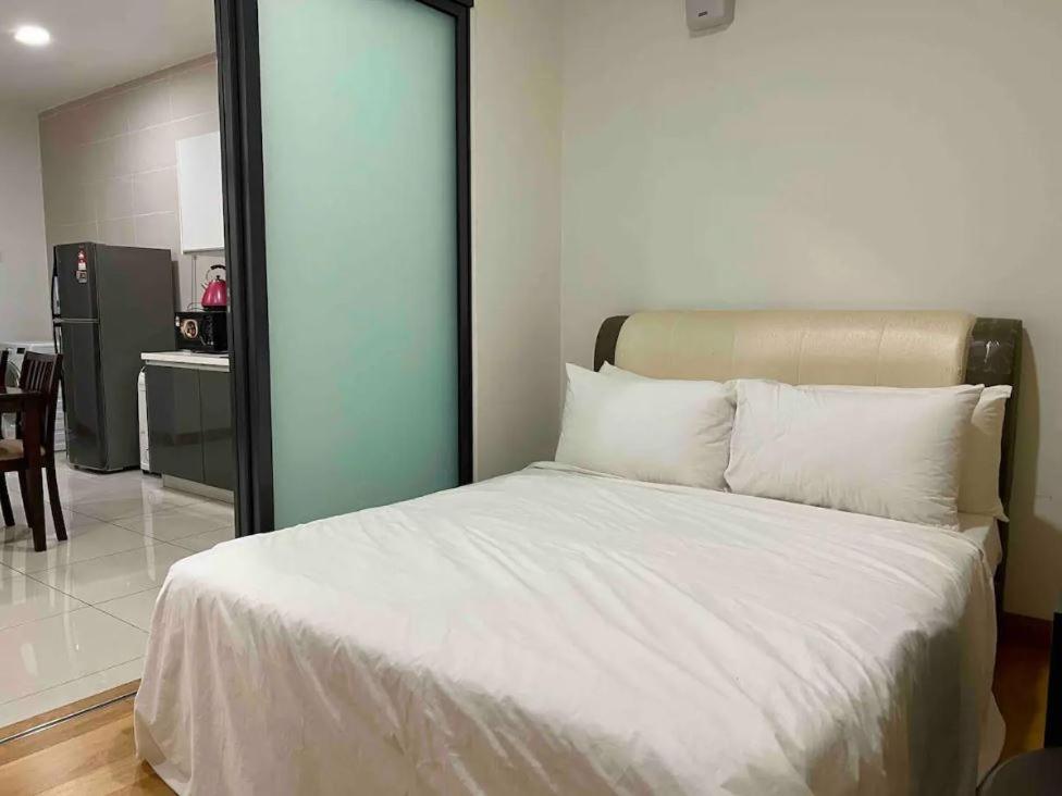 KL Gateway Residency