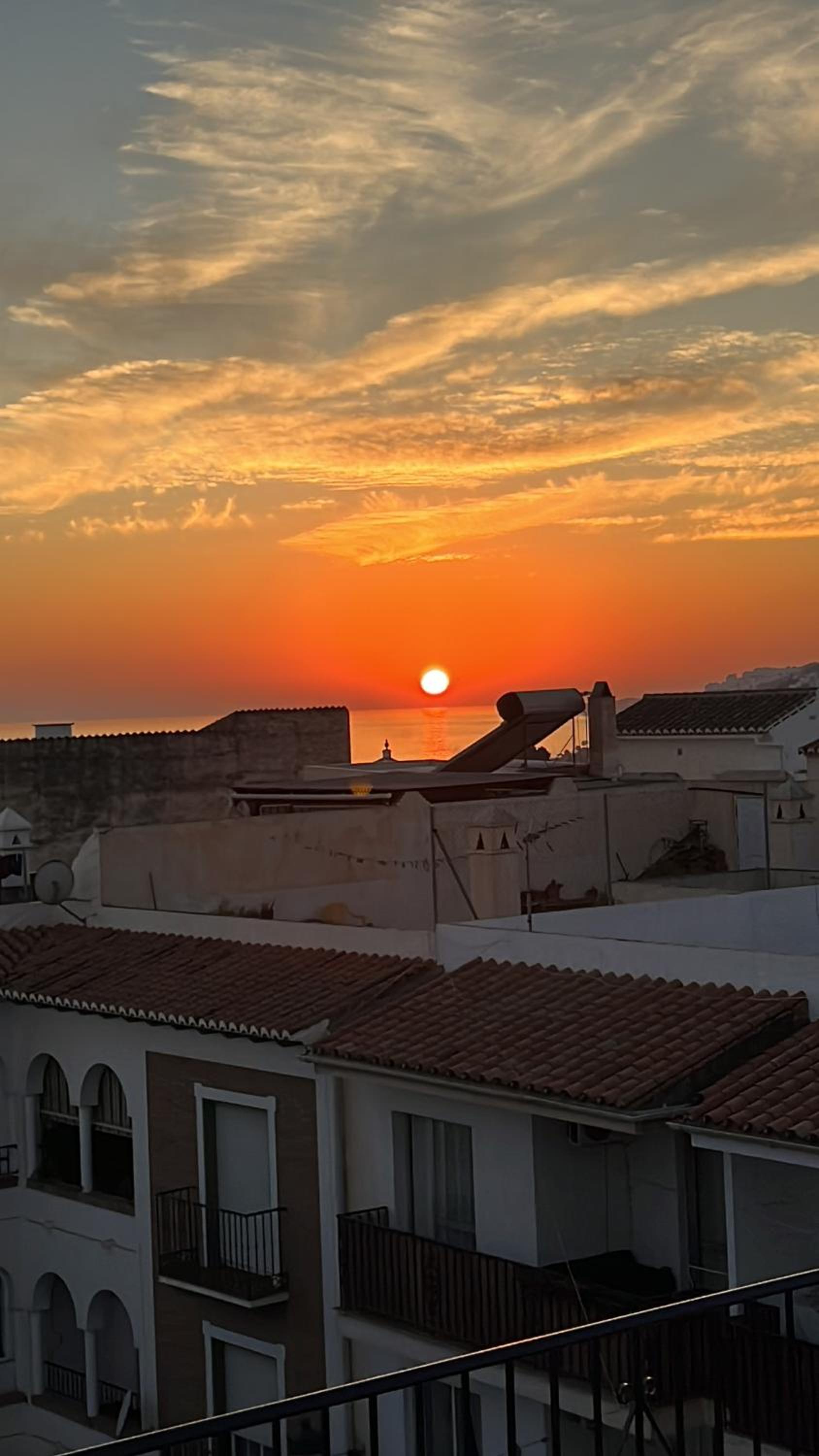 Naim Guest House Nerja