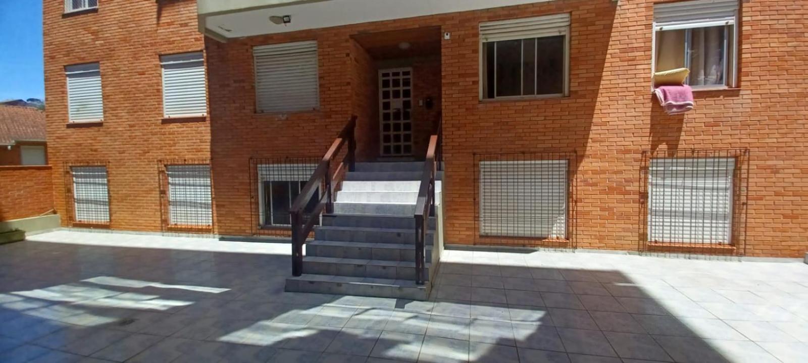 Apartamento 02 dormitórios no Interlagos