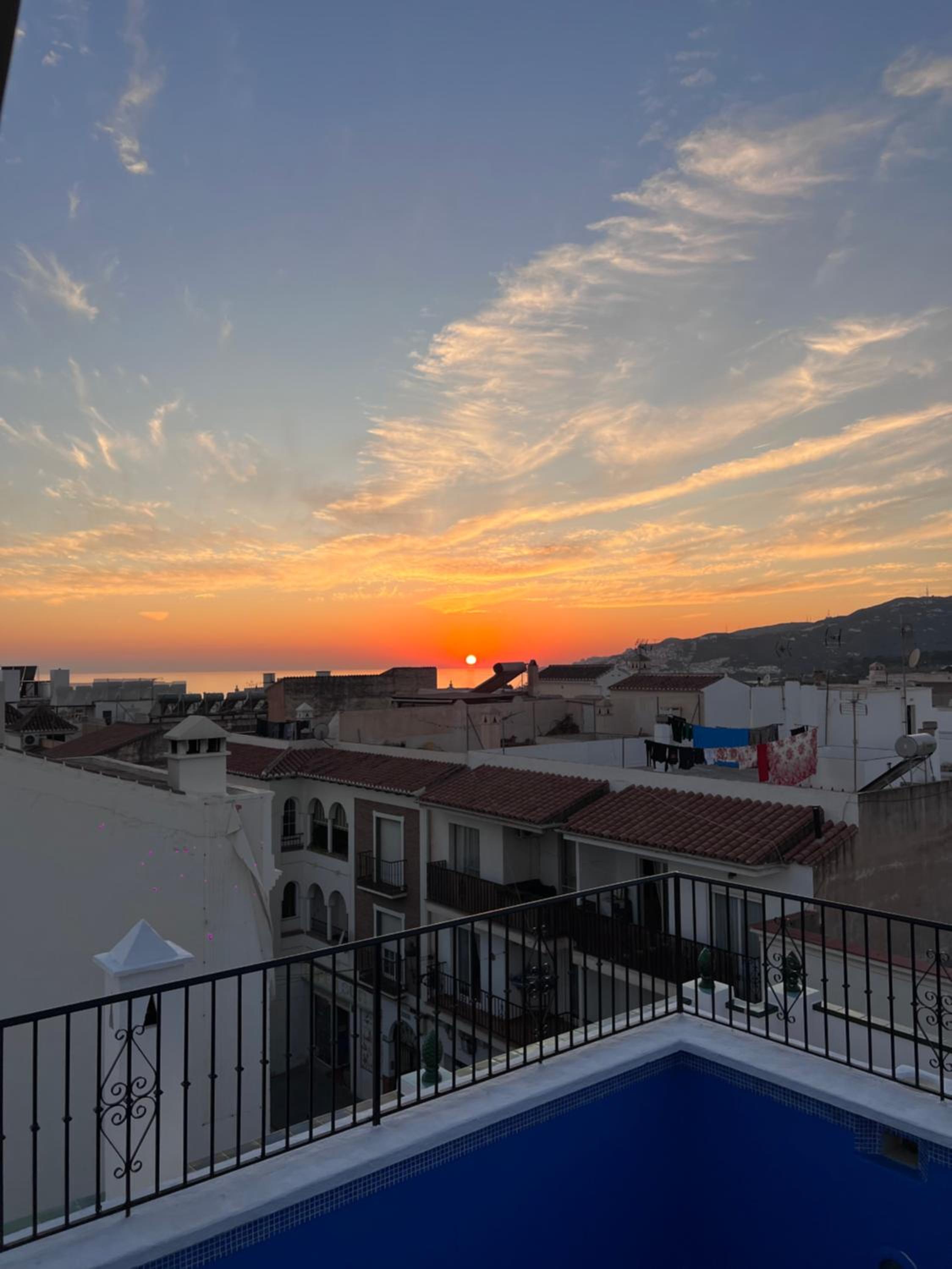 Naim Guest House Nerja