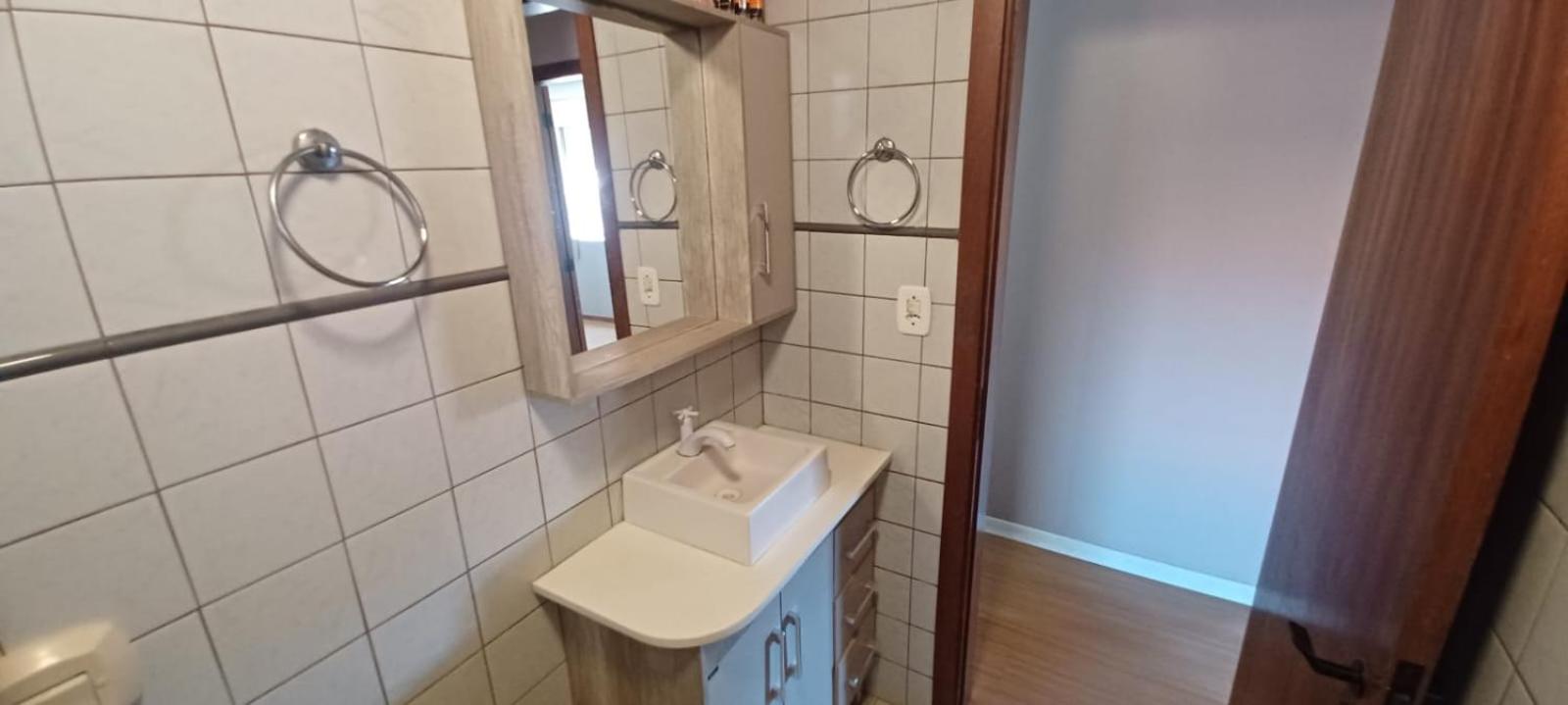 Apartamento 02 dormitórios no Interlagos