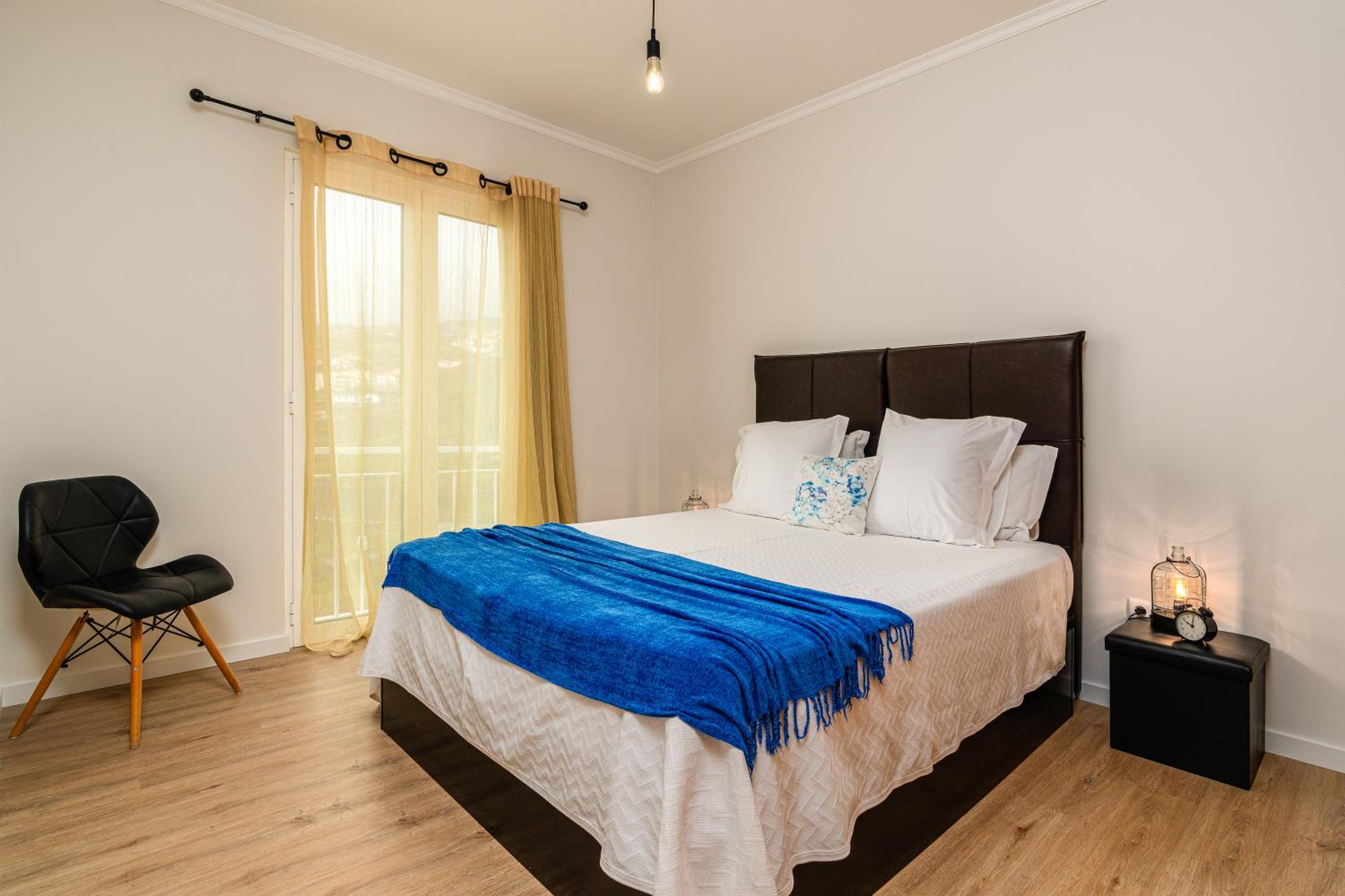 Casa Agrela by Rent2U, Lda Swimming Pool & Jacuzzi, photo 14