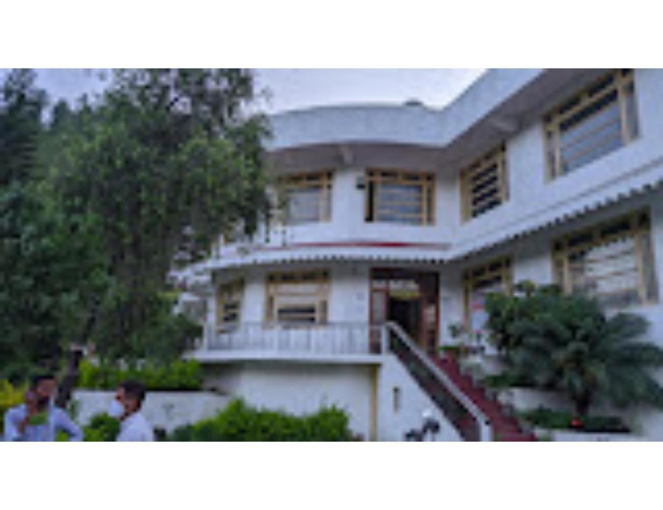Pine Resort, Pithoragarh view 4
