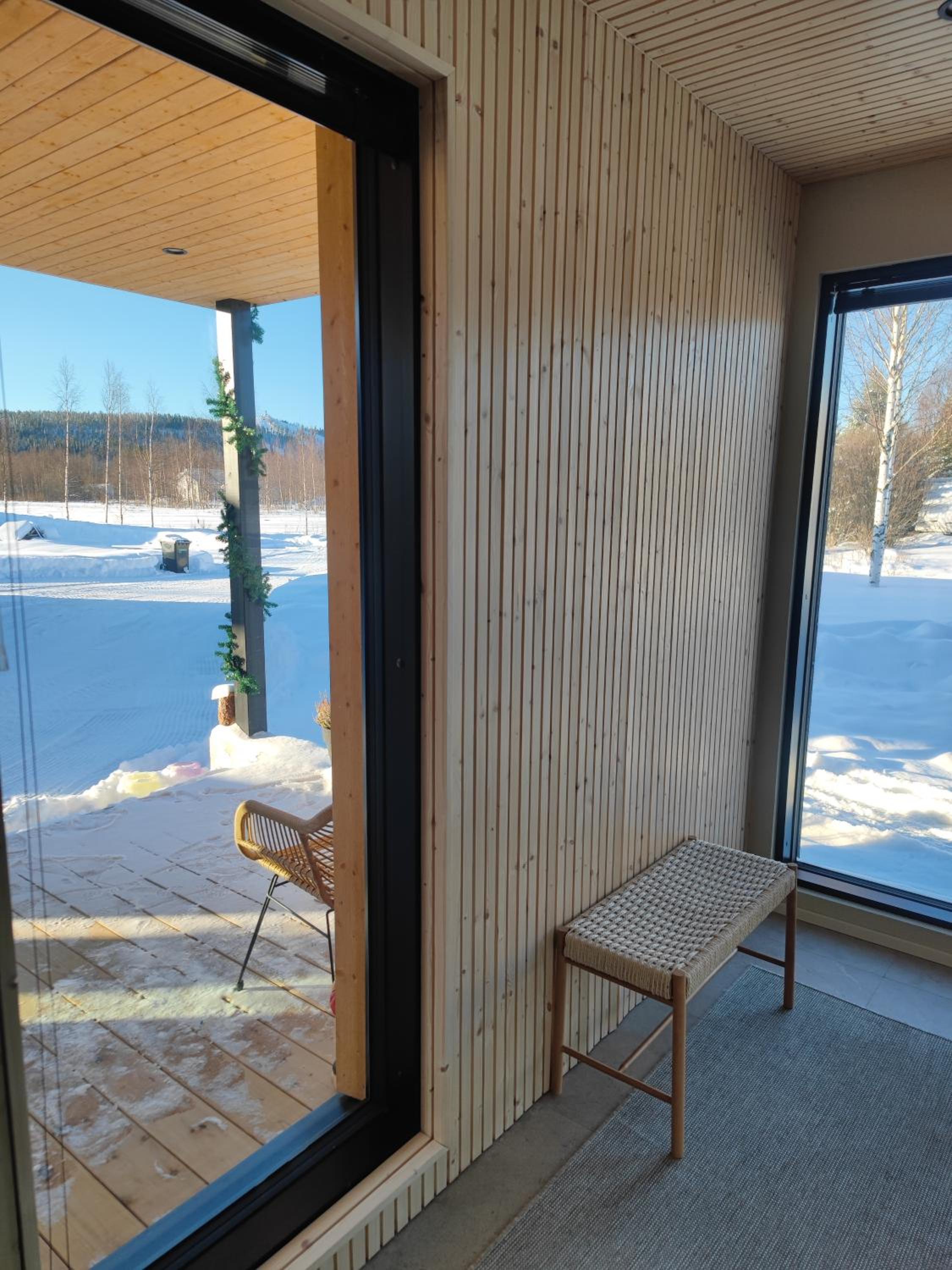 Villa Pajunkissa with Jacuzzi and Sauna
