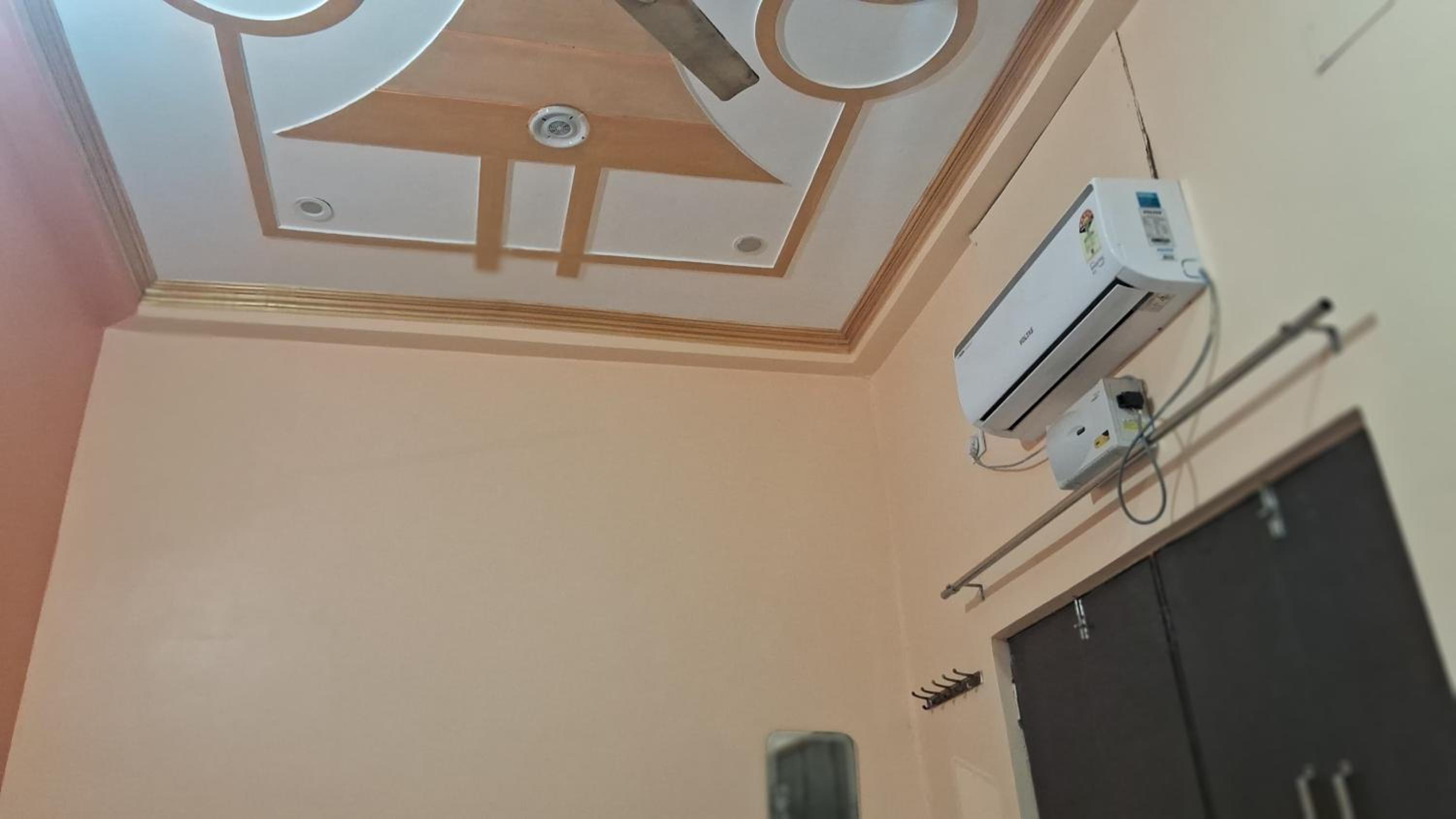 Lakshman Guest House