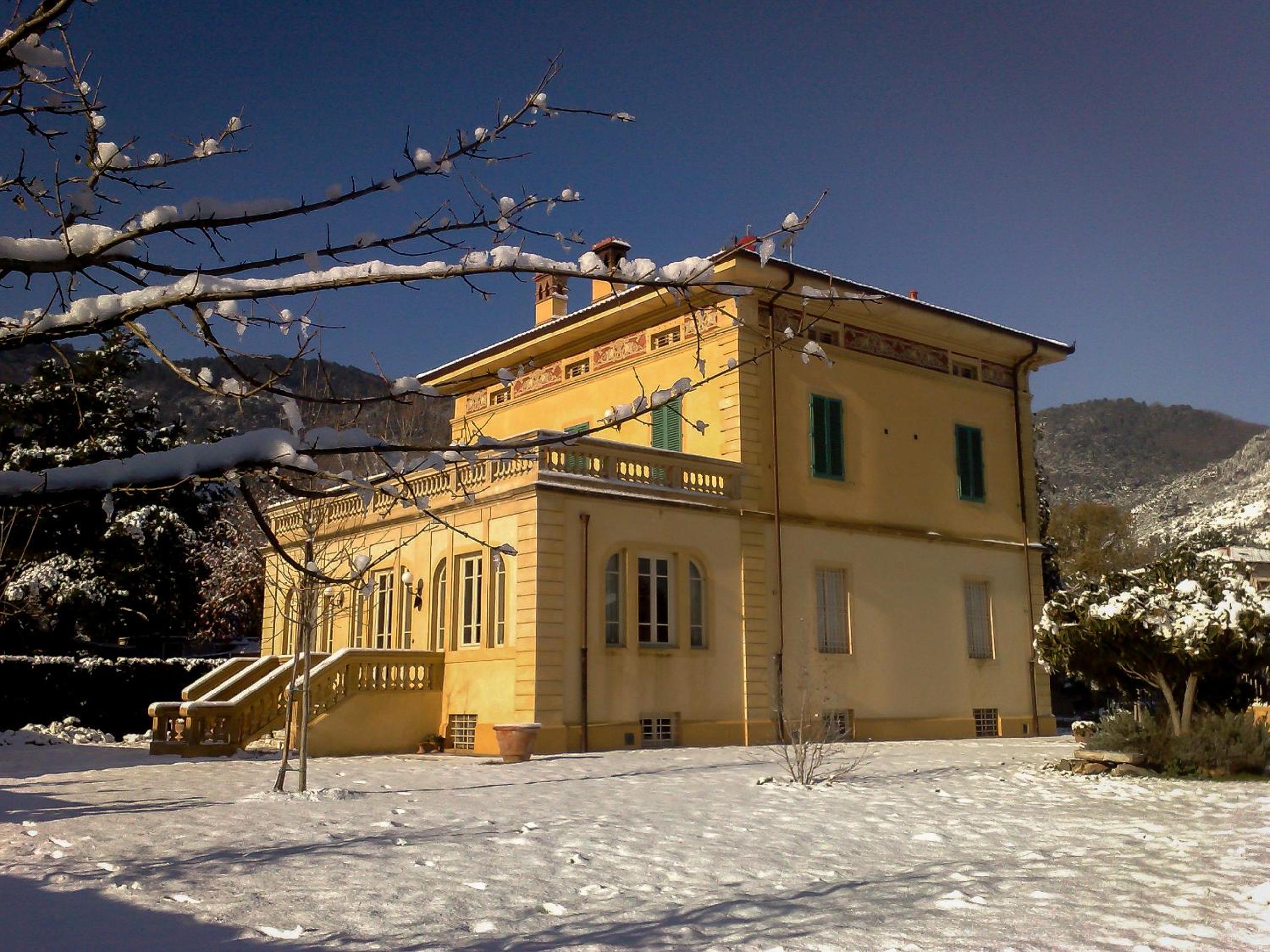 Marta Guest House