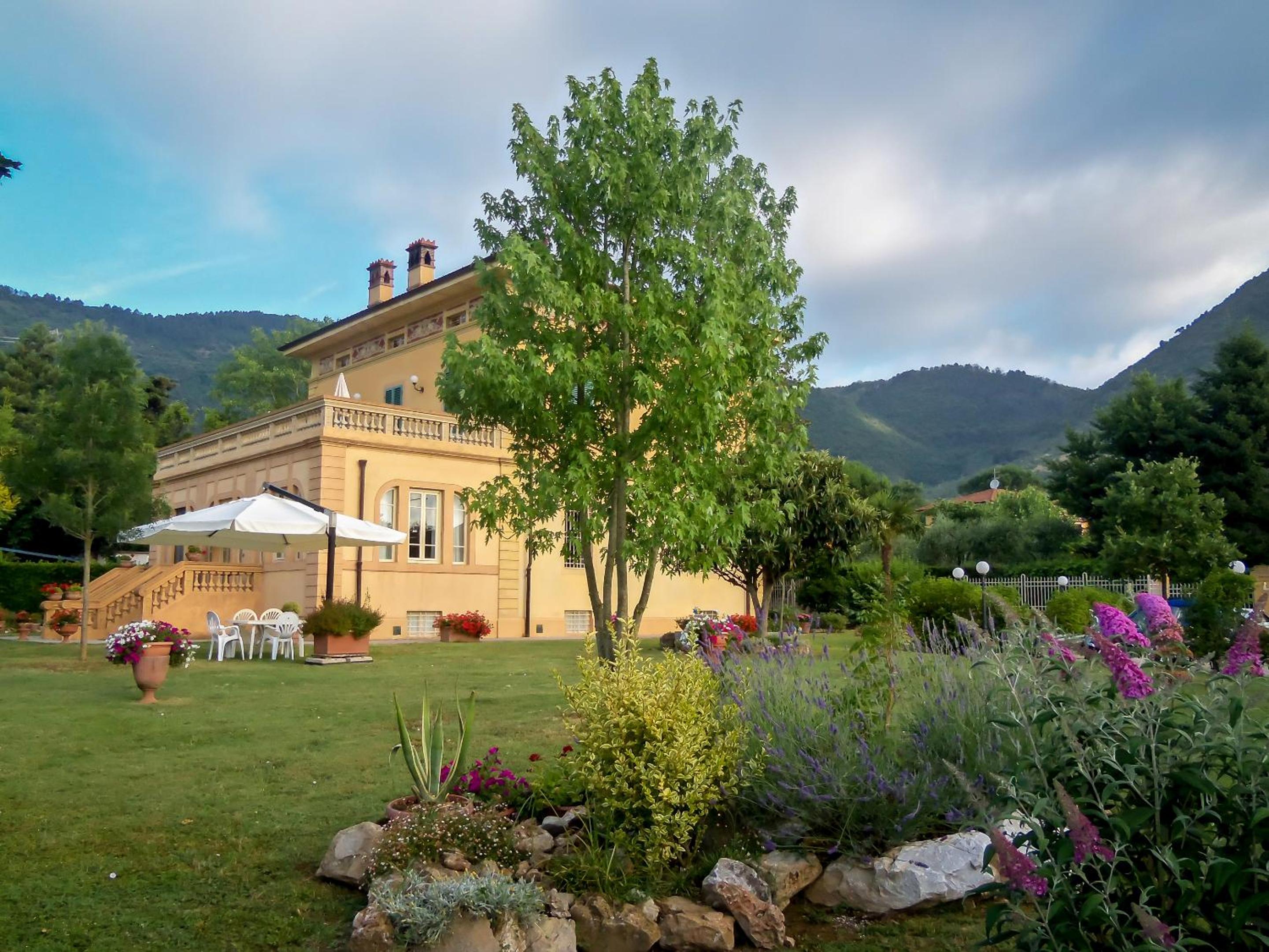 Marta Guest House