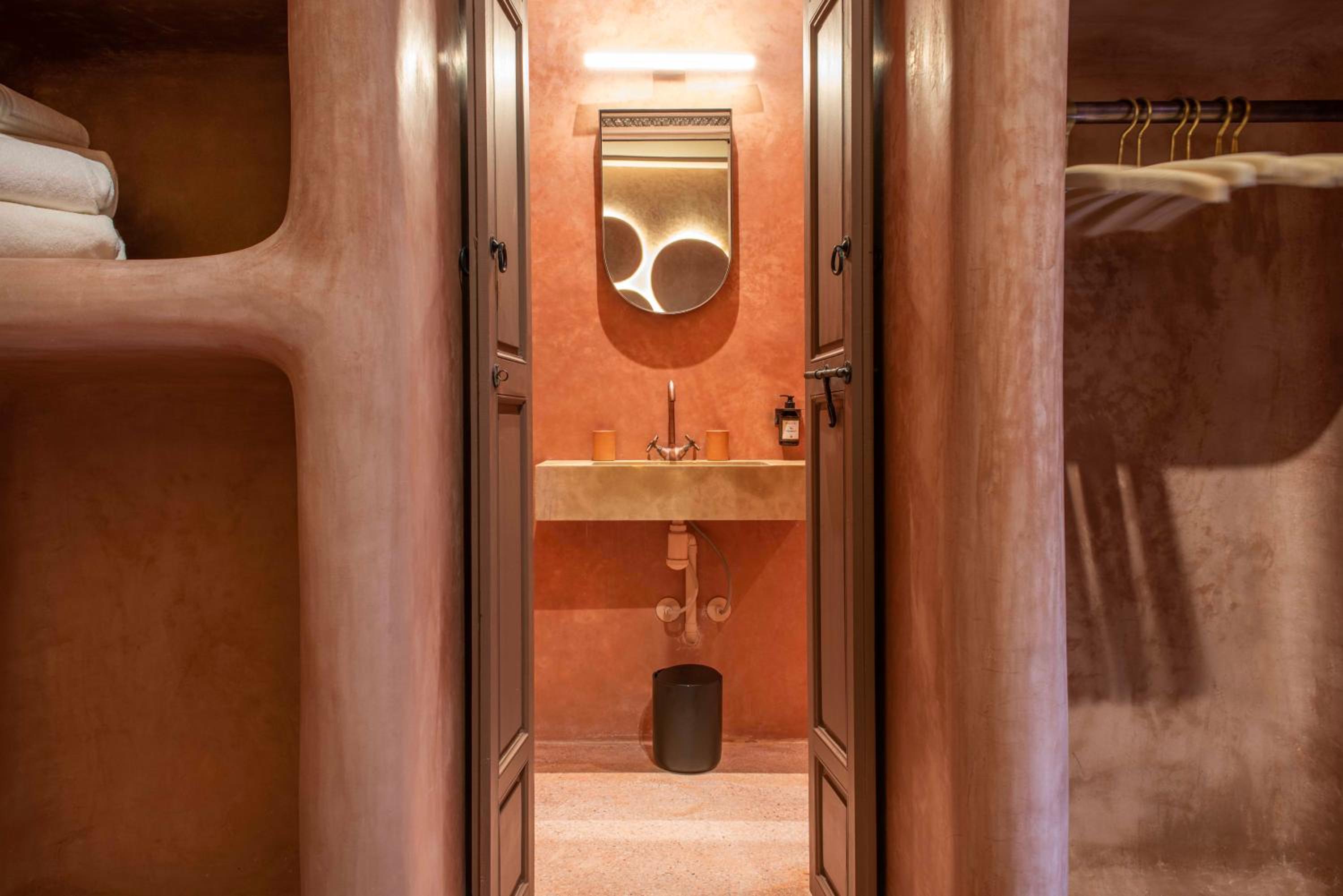 Riad Brummell Medina