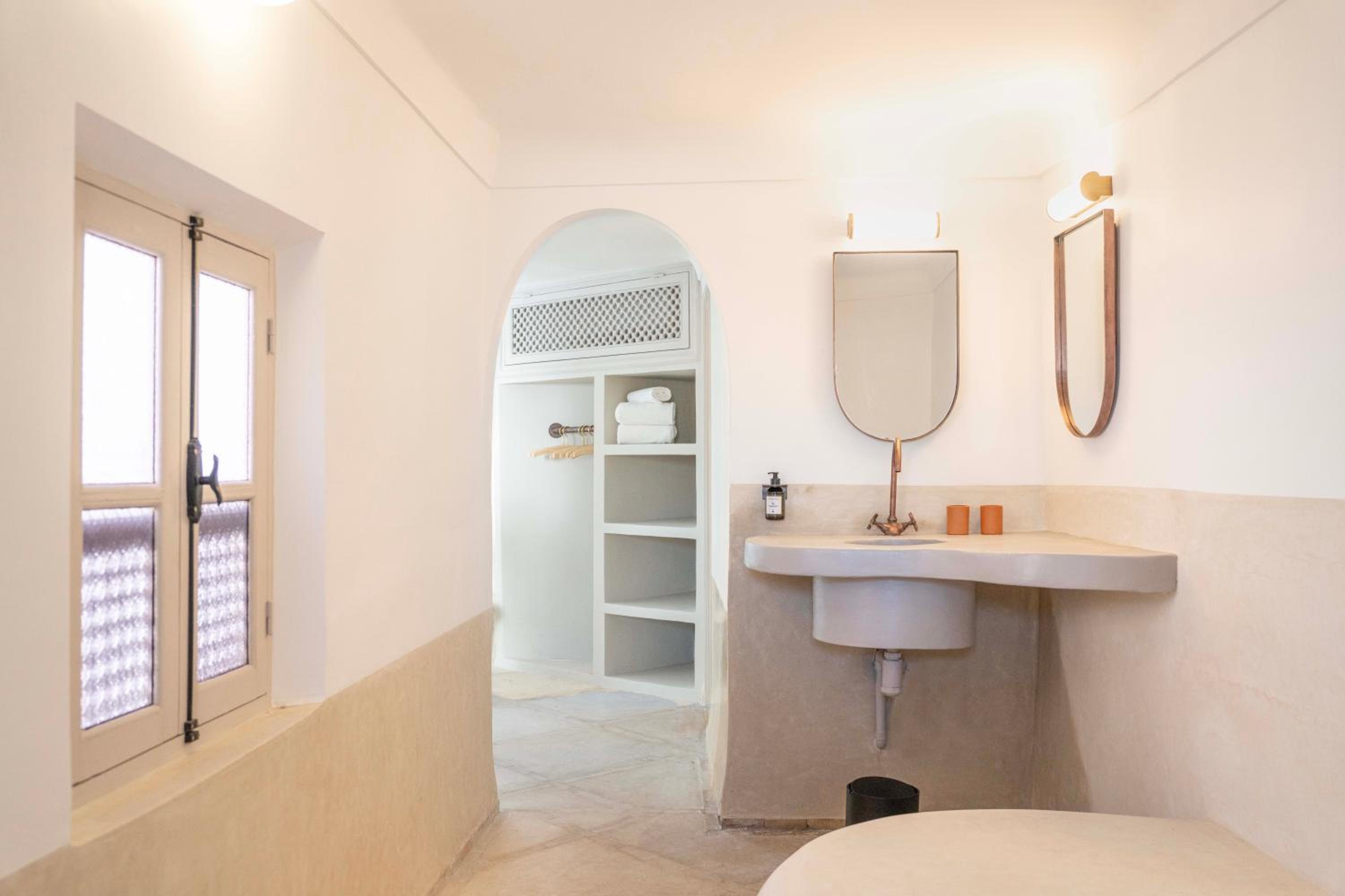Riad Brummell Medina