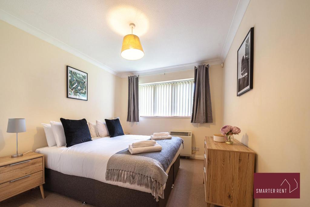 Maidenhead 2 Bed Ground Floor Flat view 4
