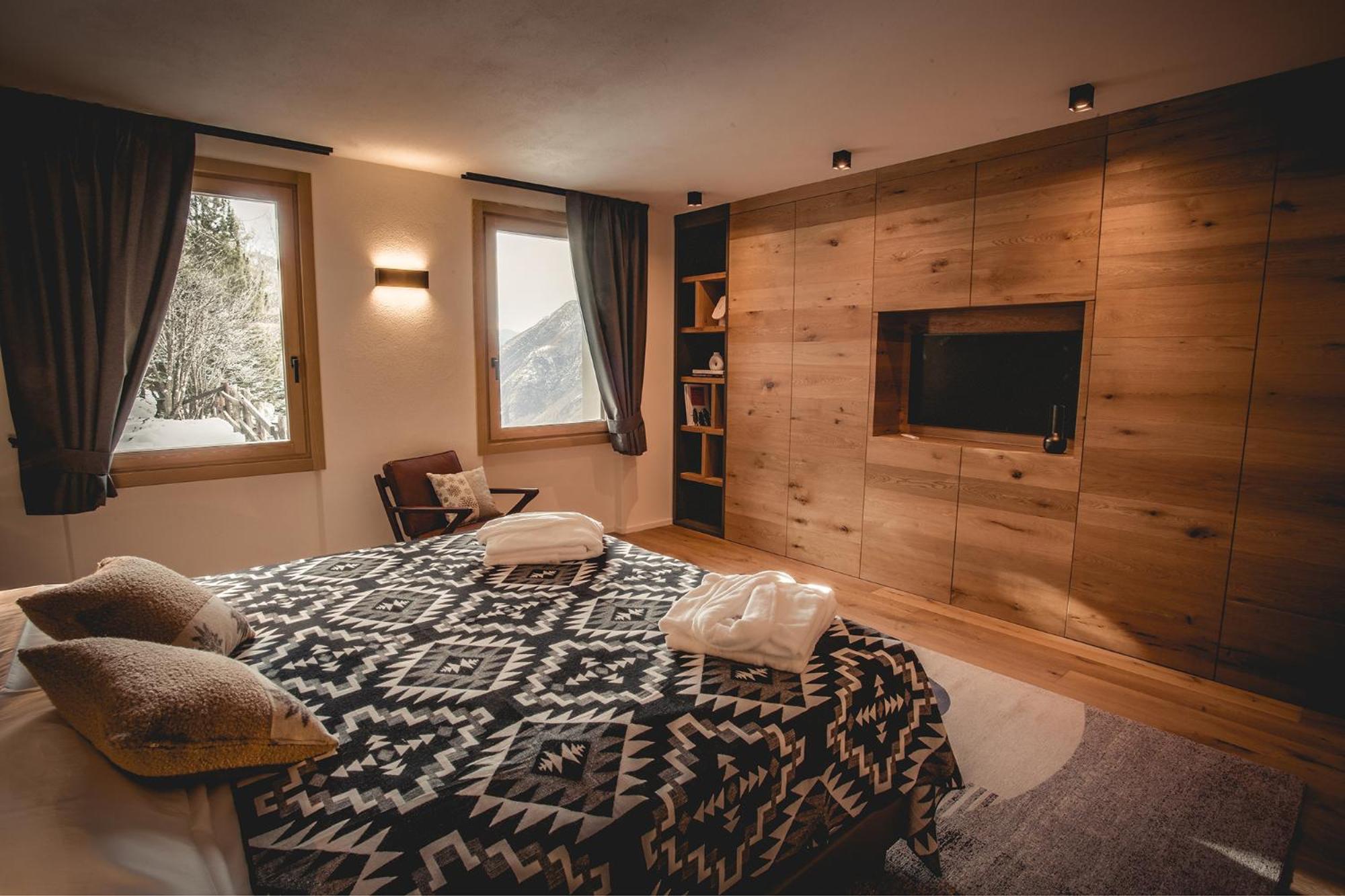 Chalet Snostorm
