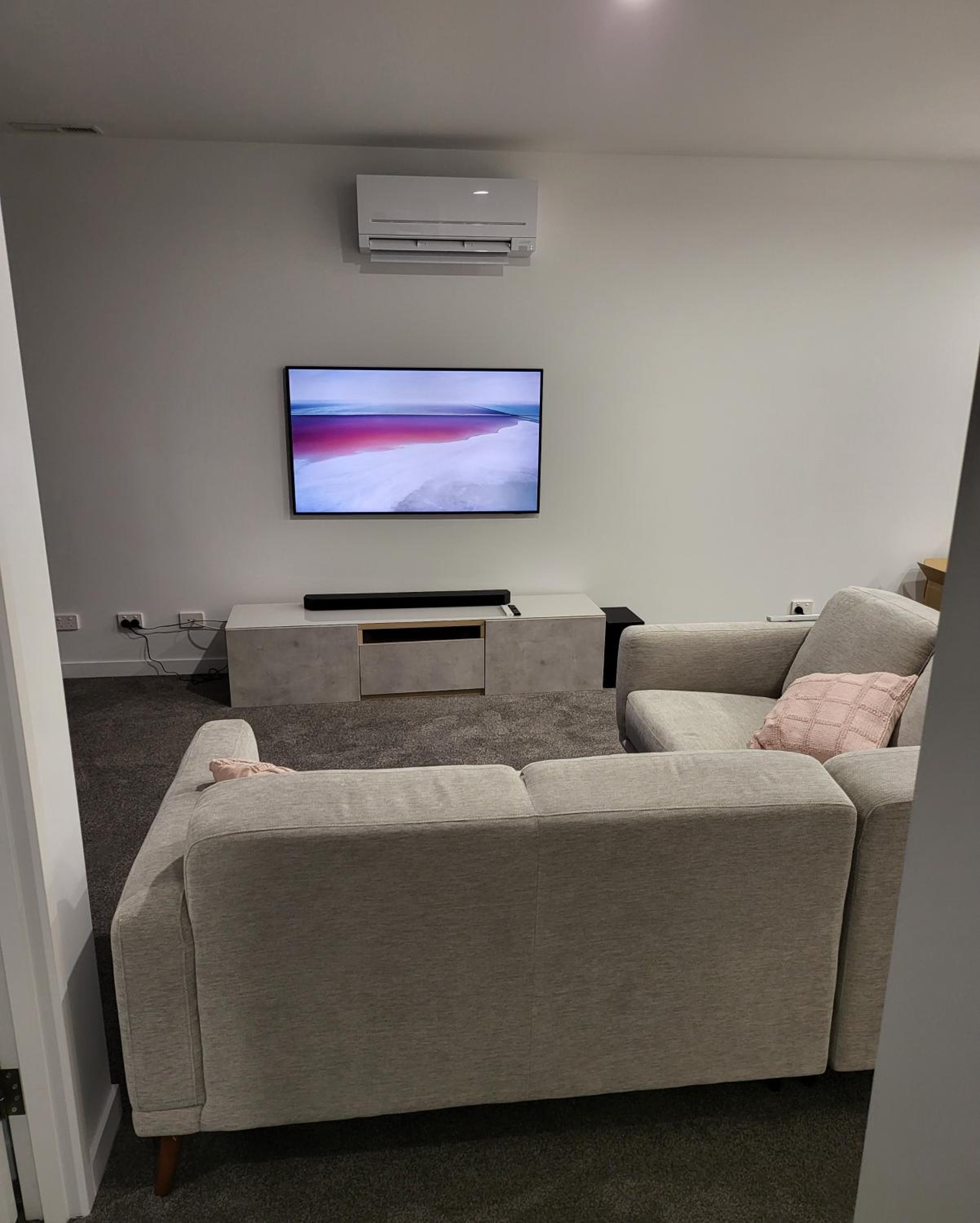 2 Bedroom Apartment on Nightfall