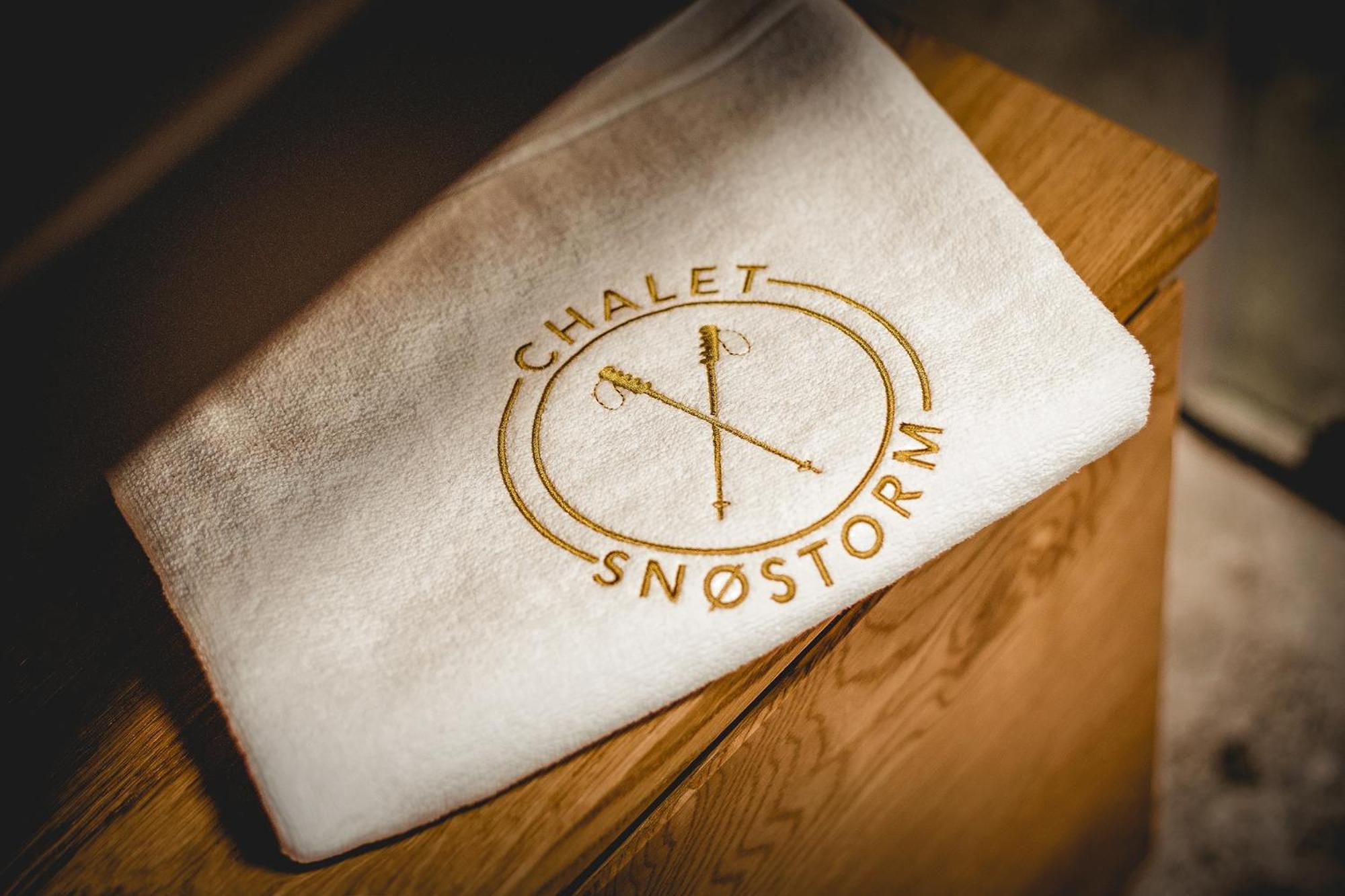 Chalet Snostorm