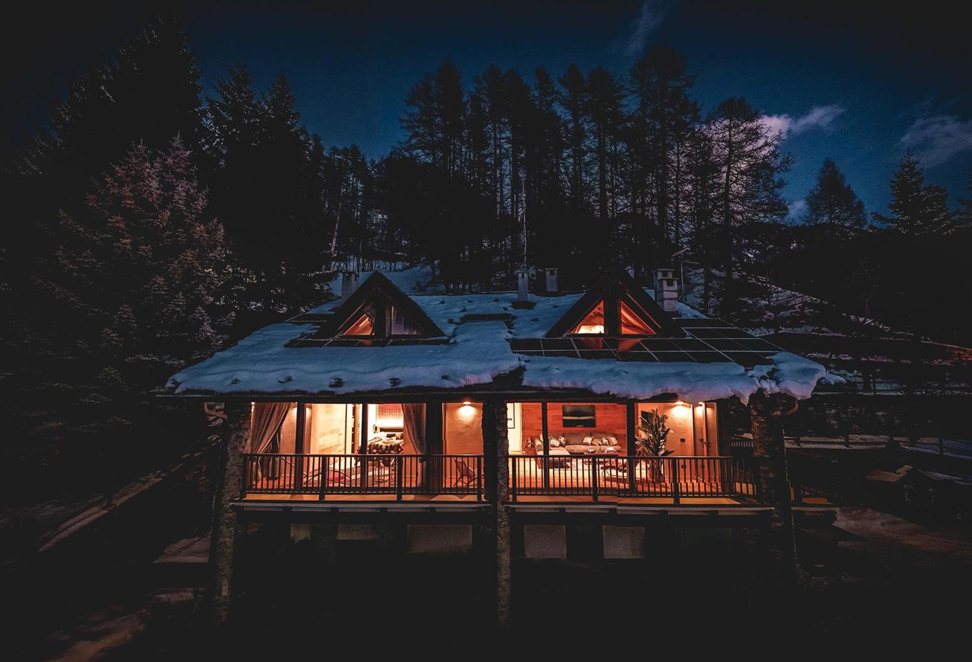 Chalet Snostorm