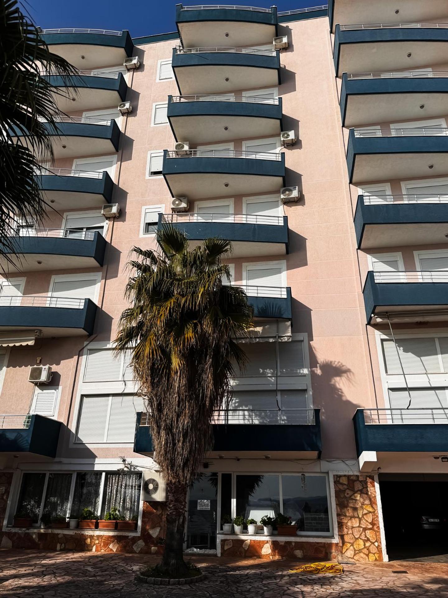 Alexis Beach - Pet Friendly