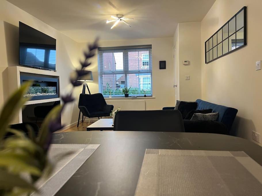 Loughborough Vacations - Braid House - Property Image 2