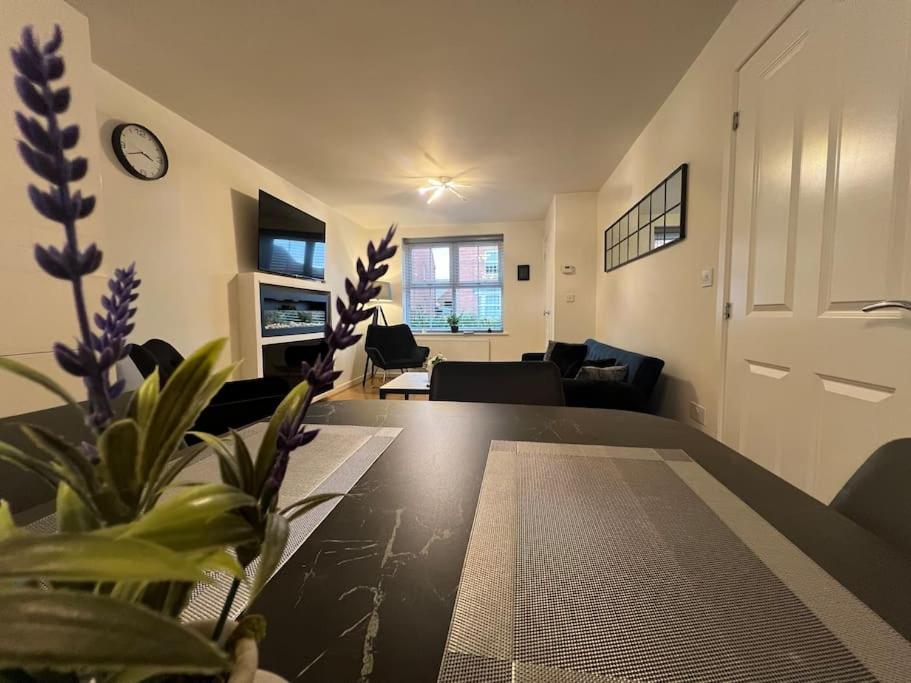 Loughborough Vacations - Braid House - Property Image 4