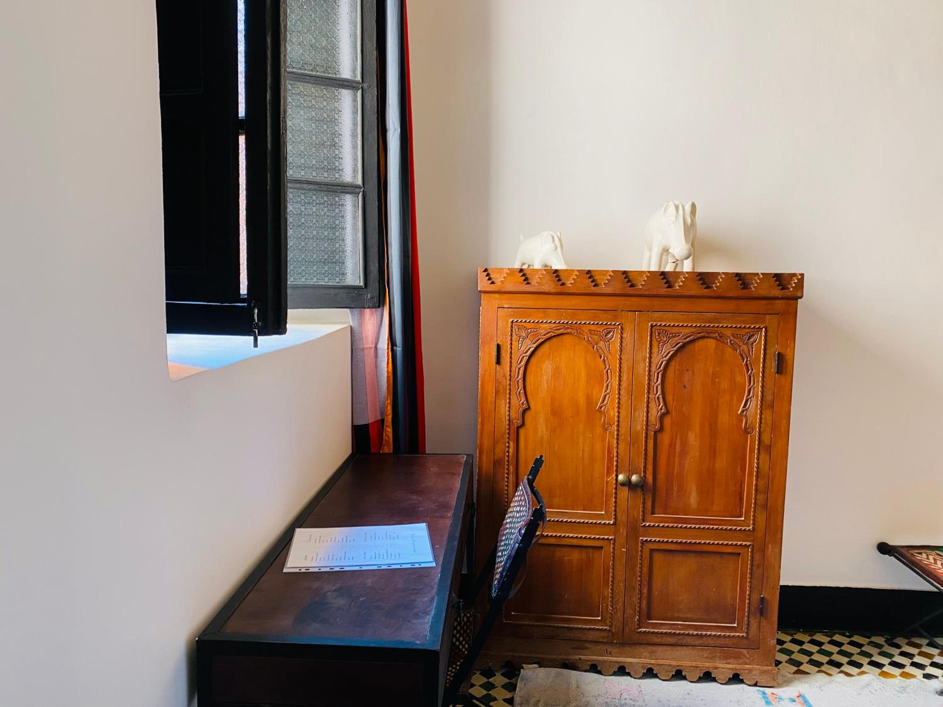 Riad New Moon