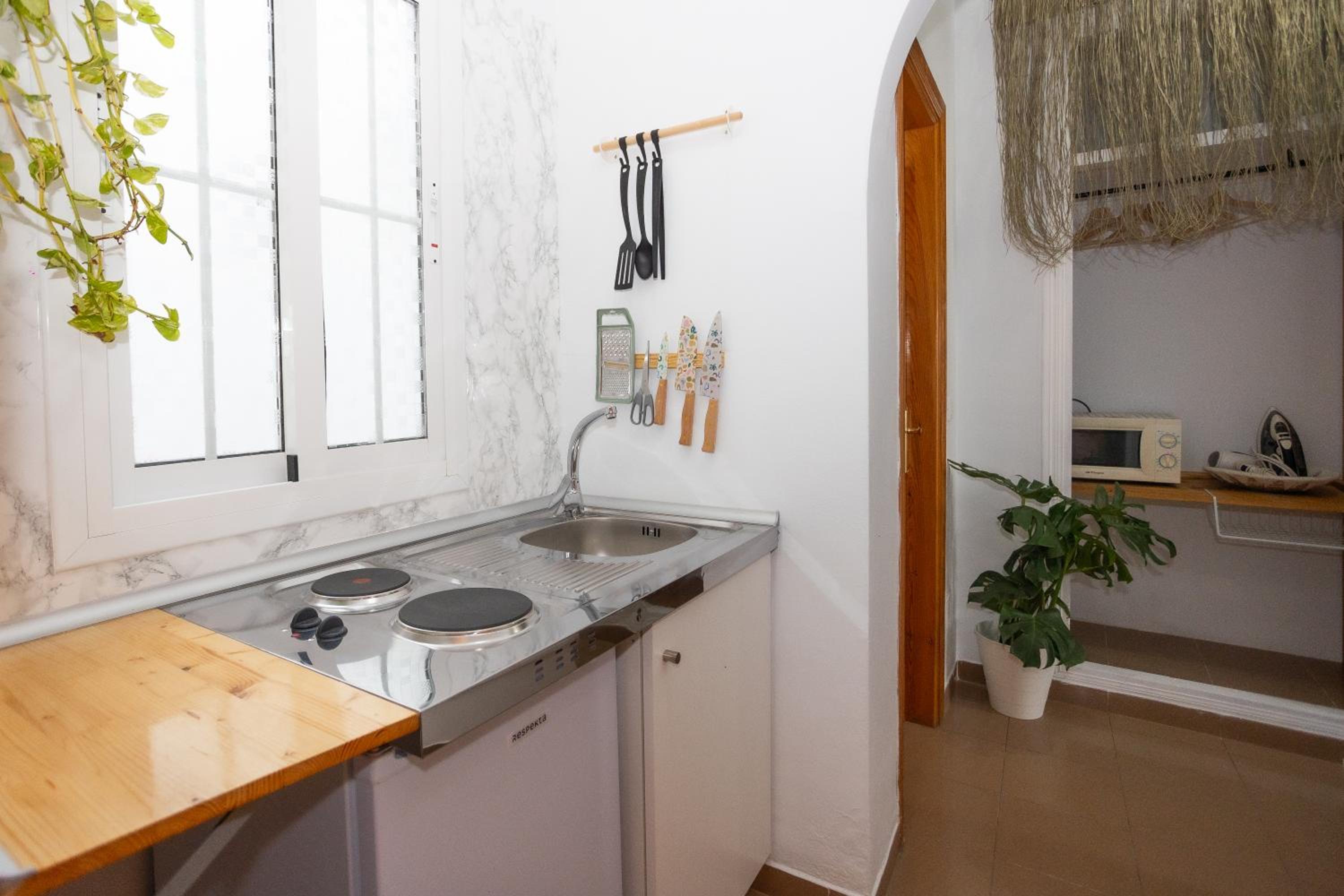 Naim Guest House Nerja