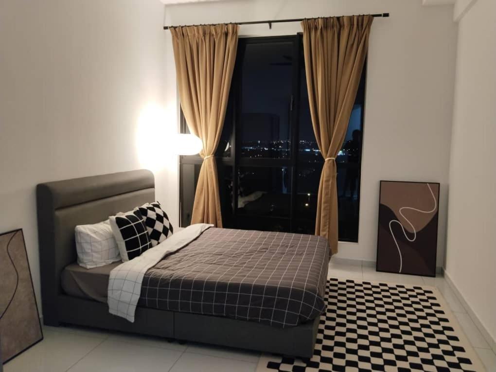 Cosy Sky Tree 5 min walk to Aeon Bukit Indah JB Legoland Exclusive Room Suite By HomeSpace