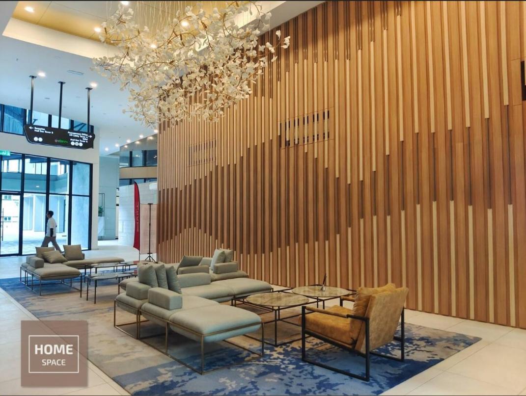 Cosy Sky Tree 5 min walk to Aeon Bukit Indah JB Legoland Exclusive Room Suite By HomeSpace