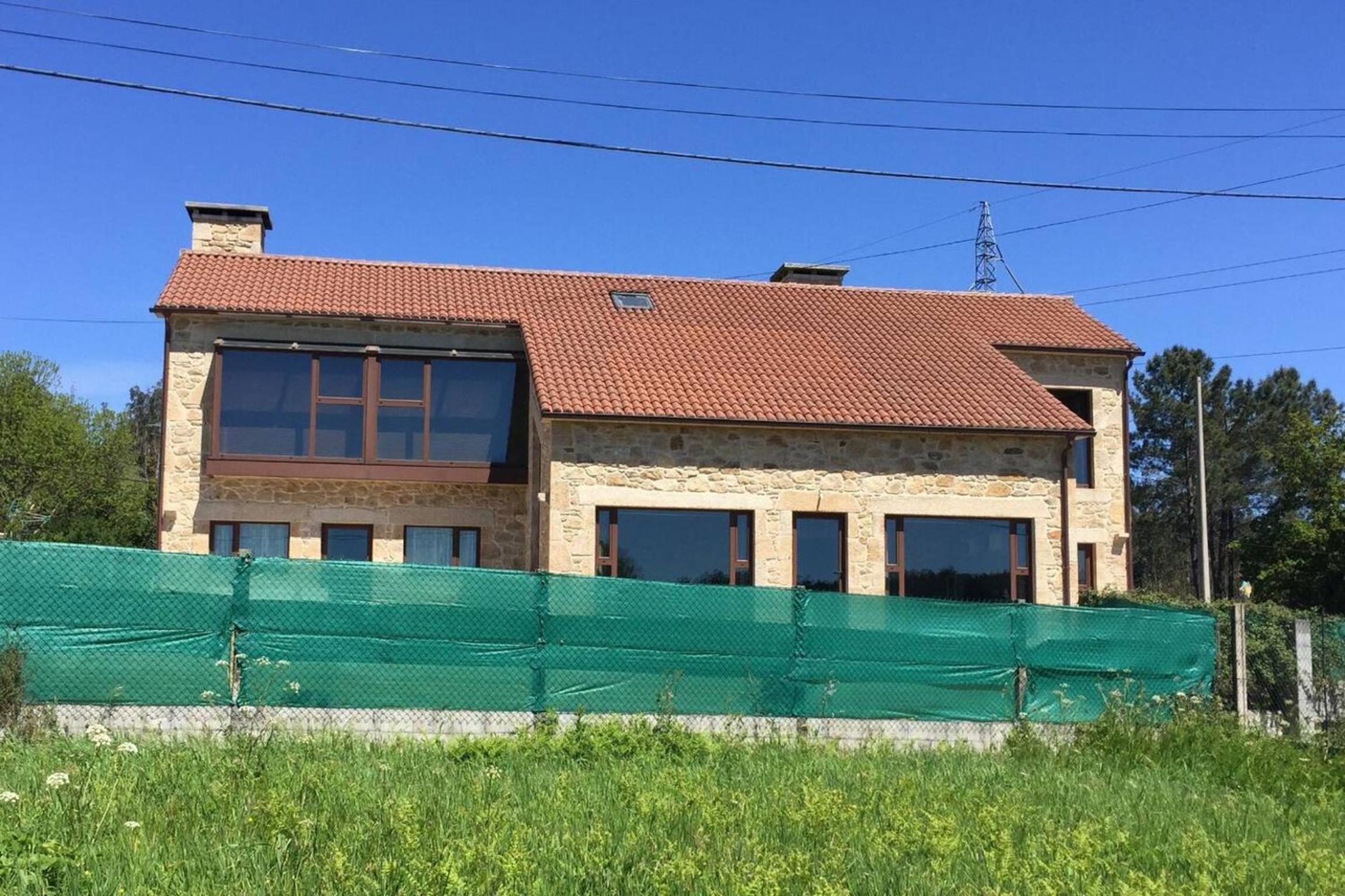 Charming House in Roxos with Private Pool