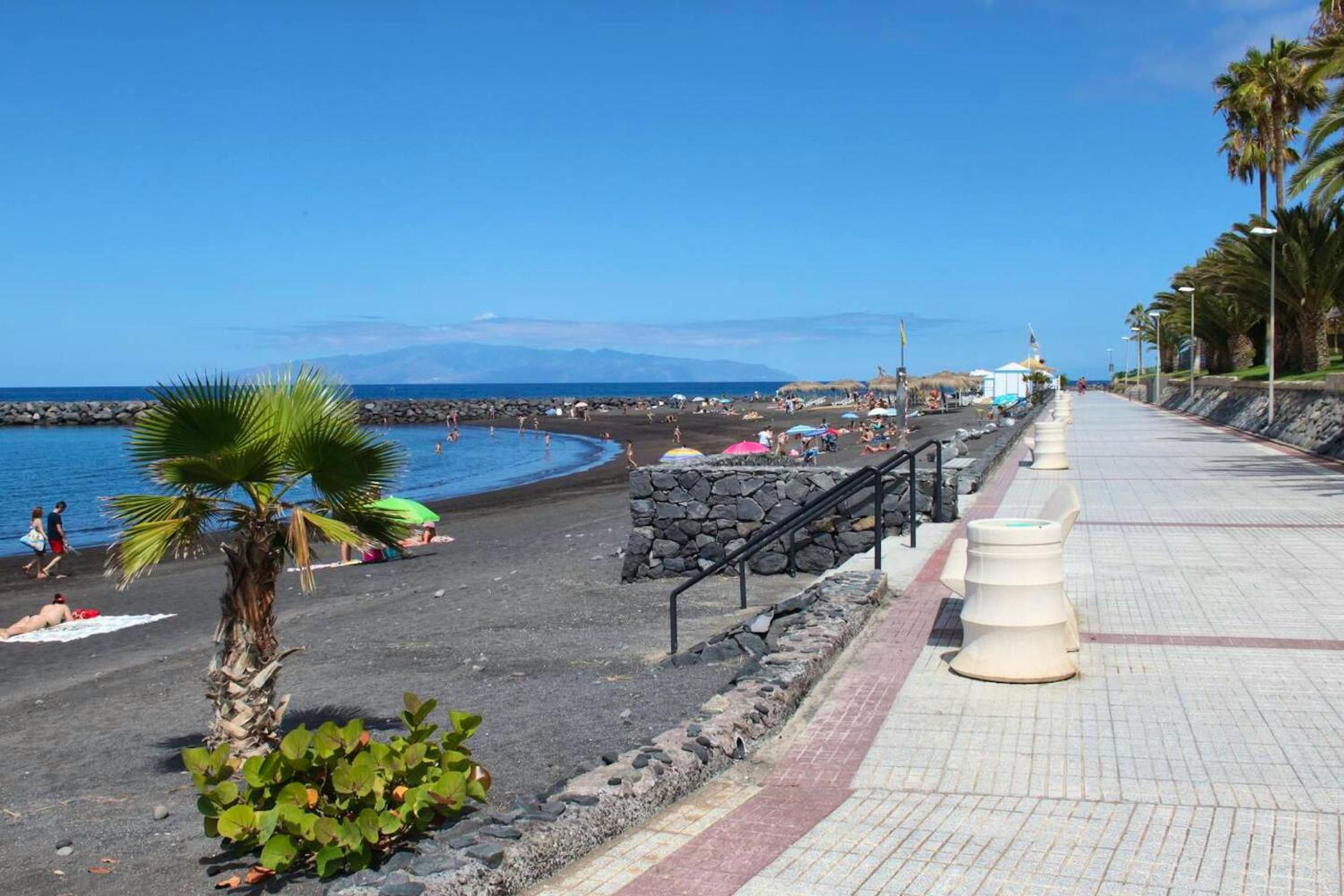 Charming Apartment in Costa Adeje Shared Pool