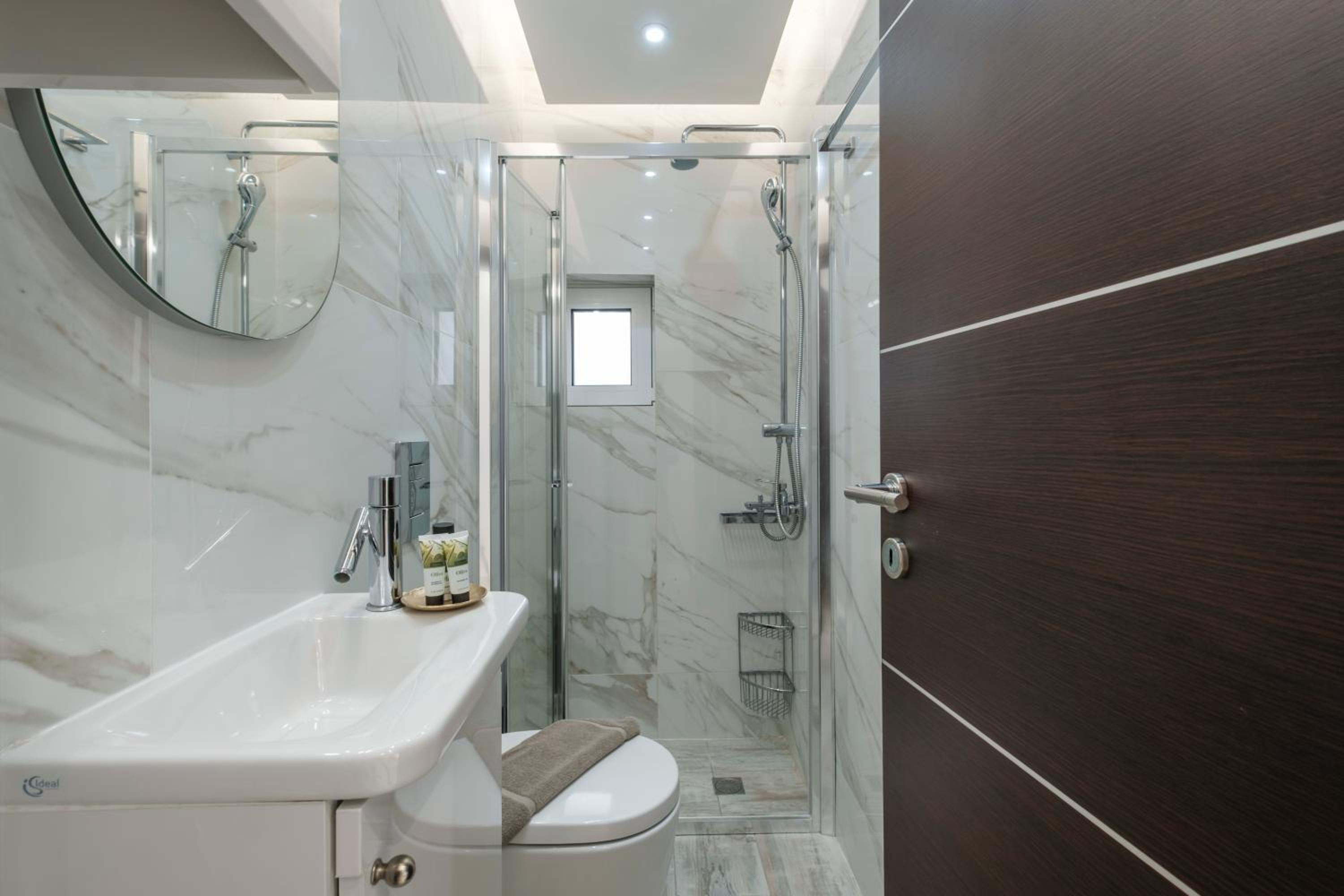 Shemesh Residence