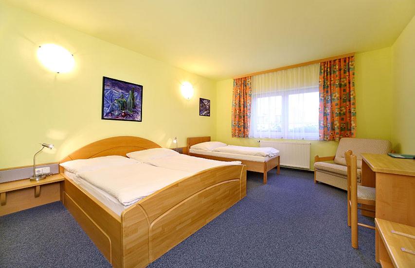 HOTEL RAJSKY