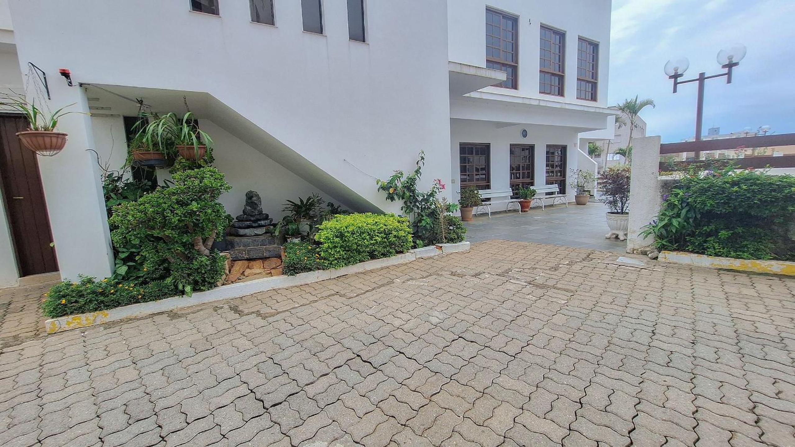 Lindo Apartamento no Centro Com Varanda