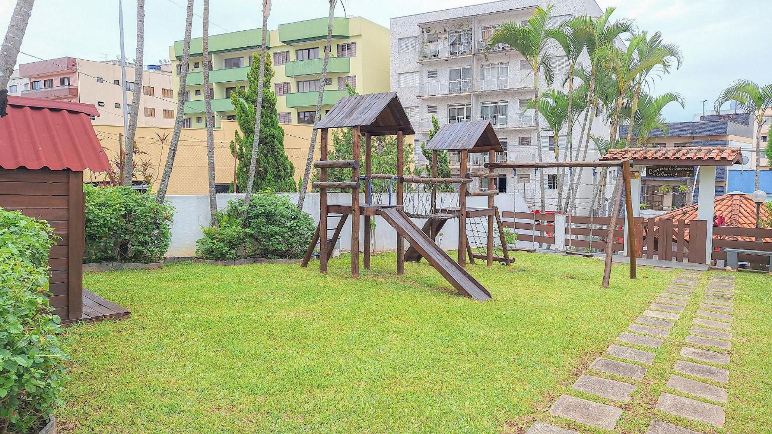 Lindo Apartamento no Centro Com Varanda