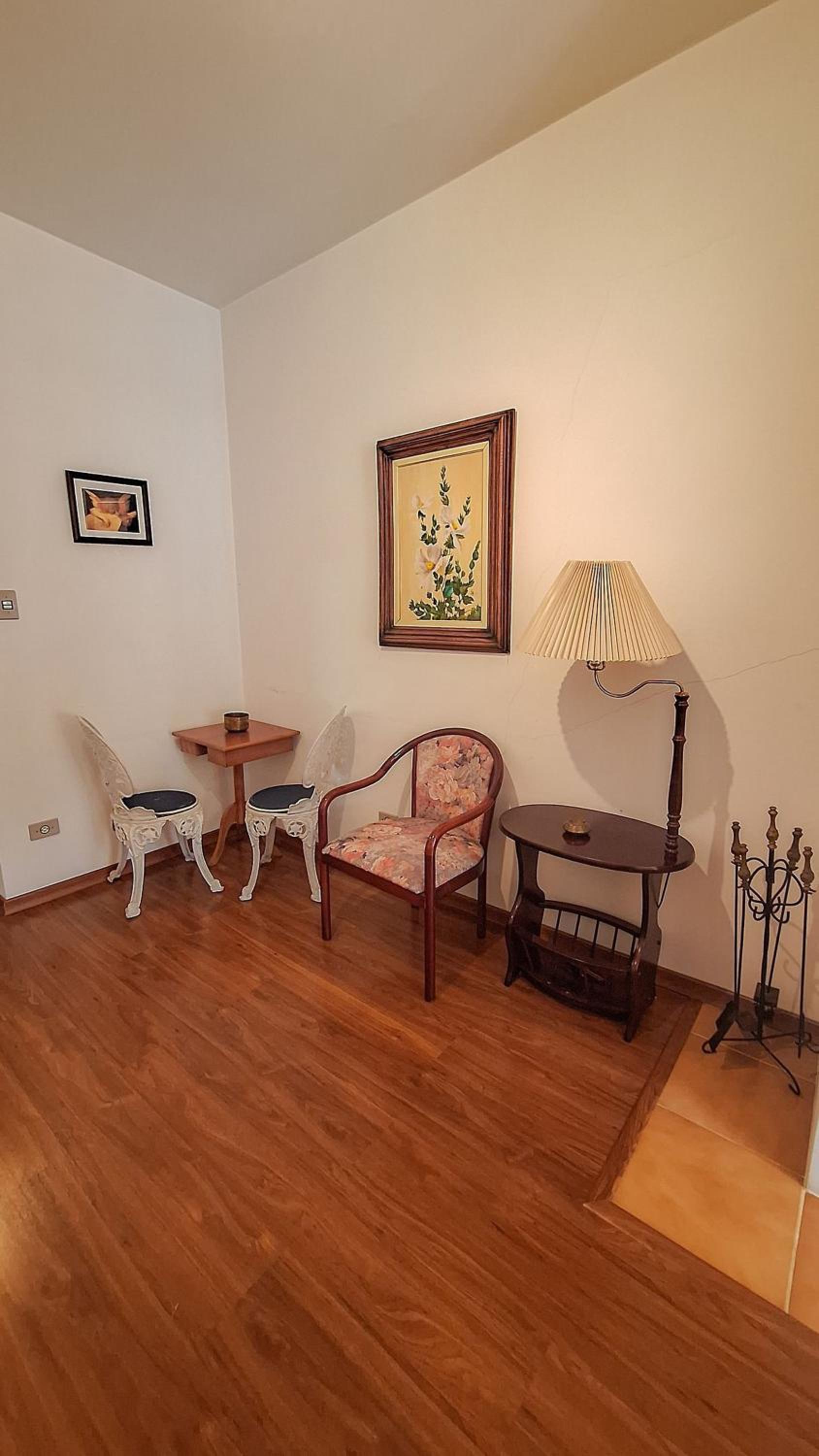 Lindo Apartamento no Centro Com Varanda