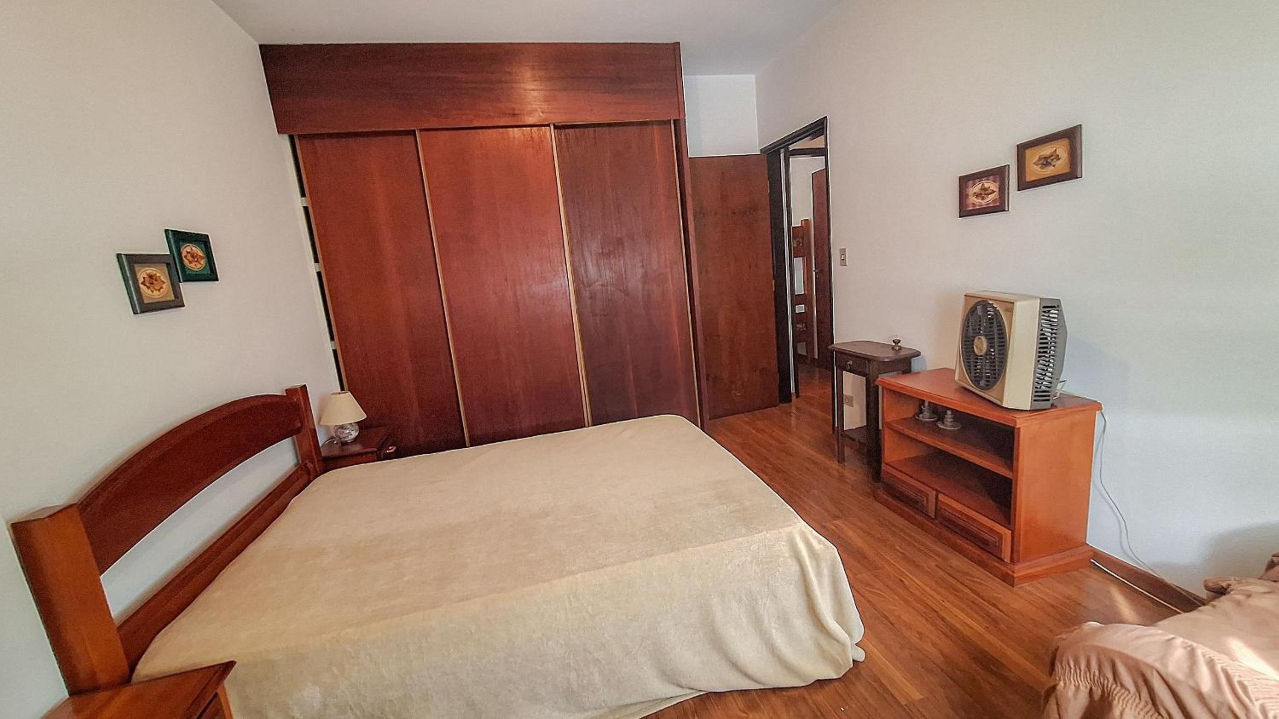 Lindo Apartamento no Centro Com Varanda
