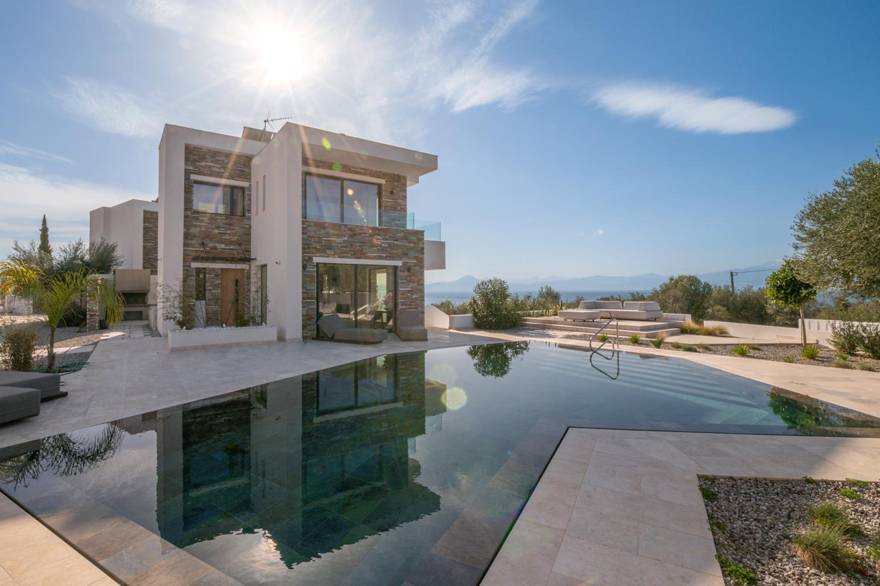 Elia Cove Luxury Villa II view 3