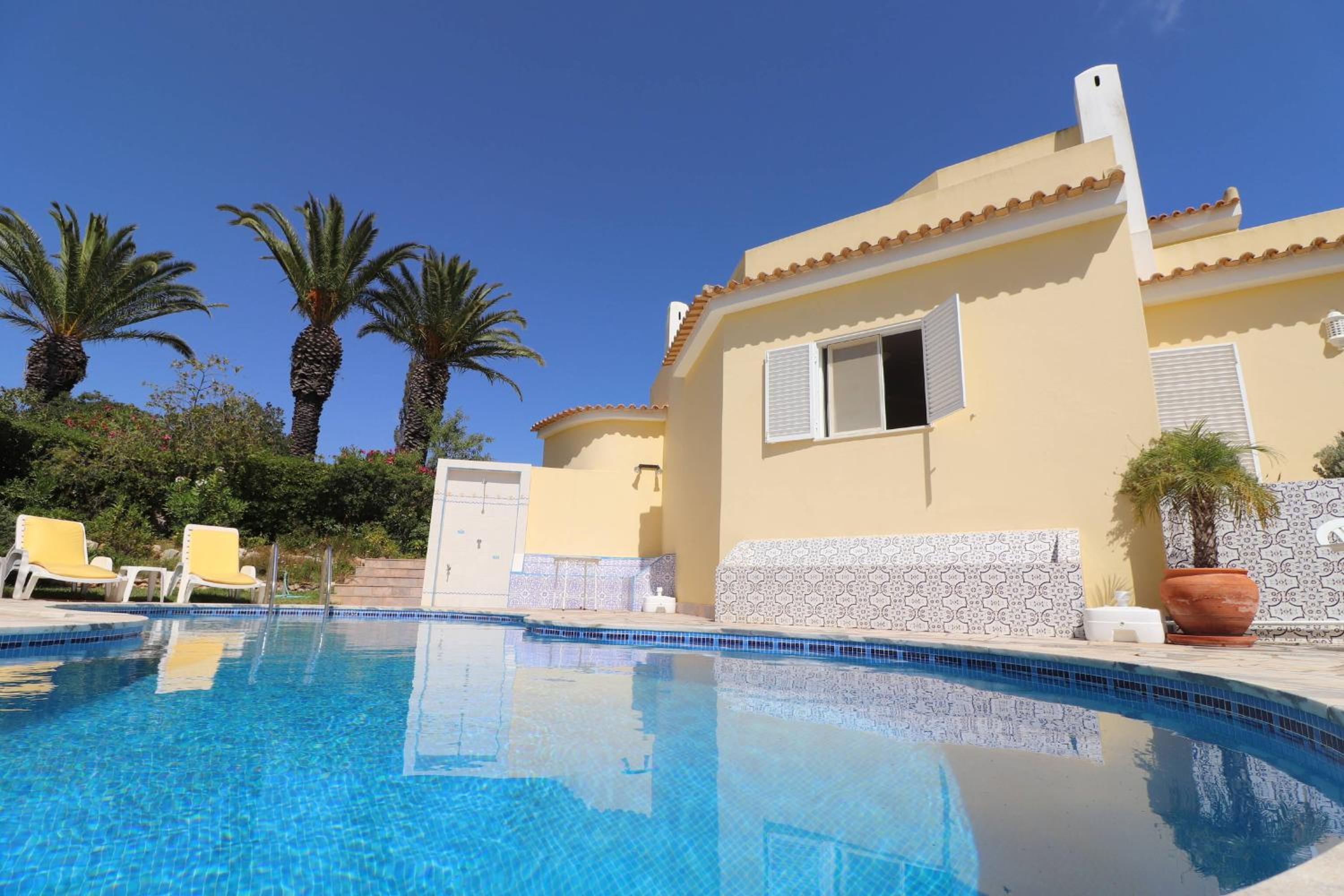 Villa Carvoeiro Ceu view 2