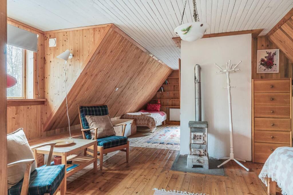 Charming Forest Retreat, 15 Min from Mariefred view 4