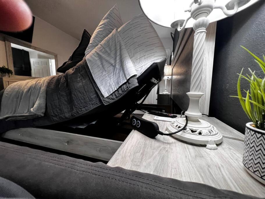 Special - Xtra Comfy - King Bed view 2