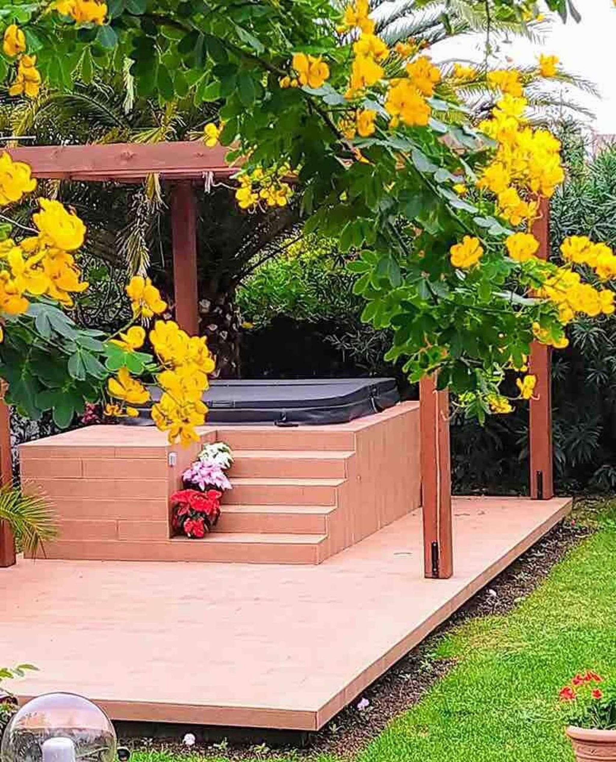 Elegant residence with jacuzzi in Agua De Pau