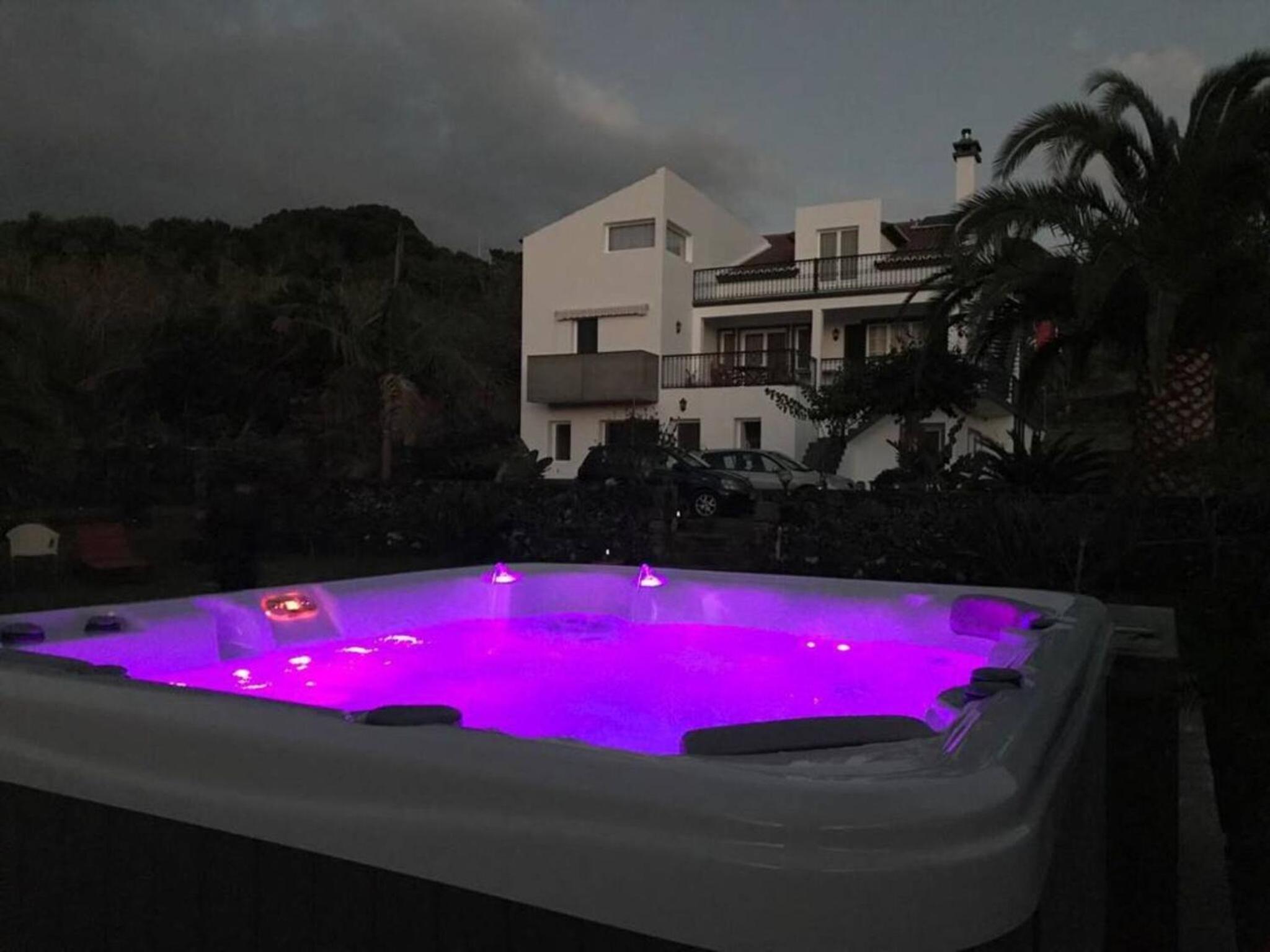 Elegant residence with jacuzzi in Agua De Pau