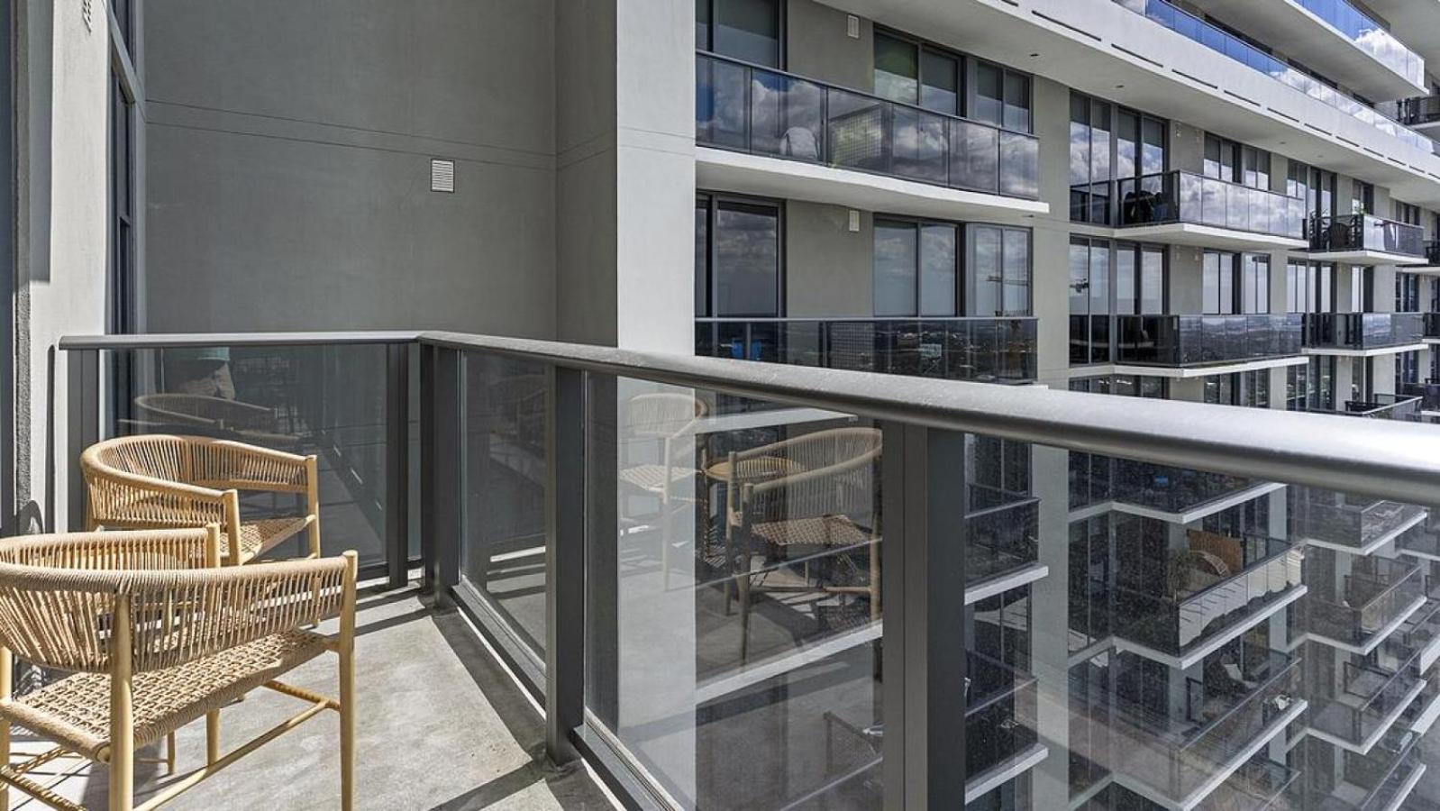 Landing - Modern Apartment with Amazing Amenities (ID1401X723)