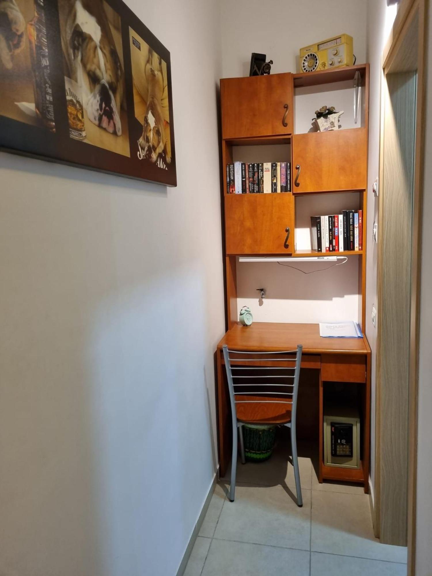Photo 8