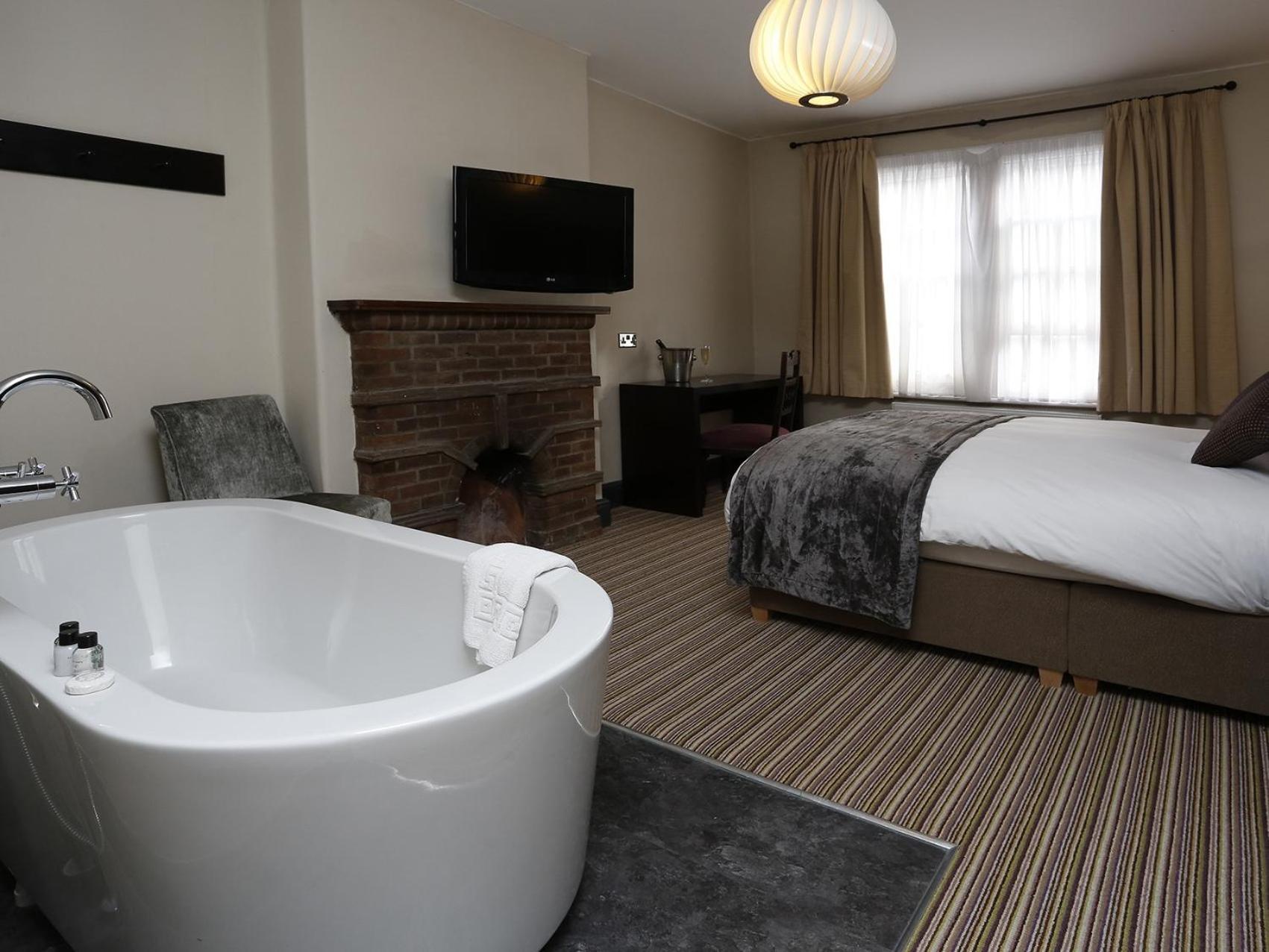 The Red Lion Hotel