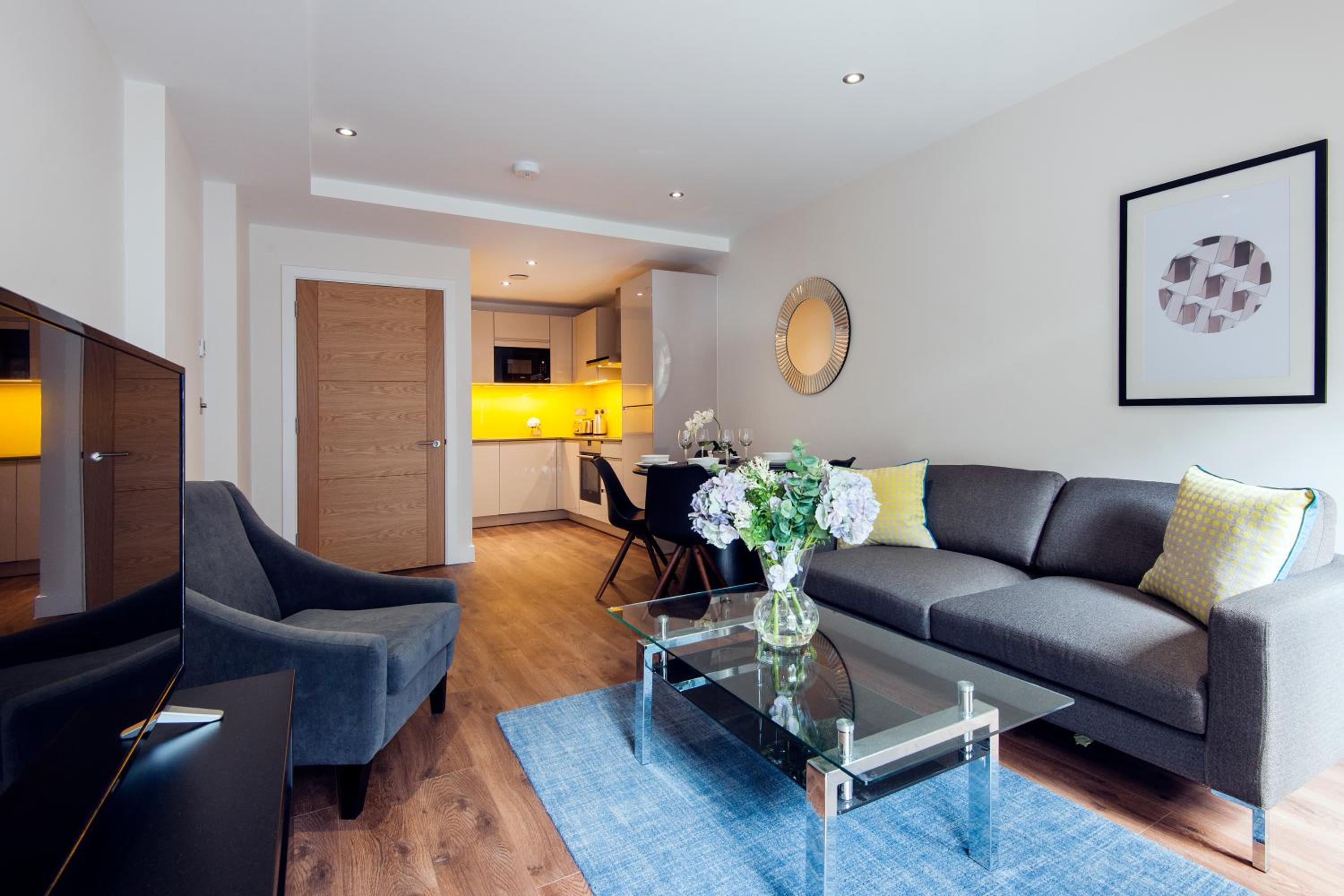 Twyne House Apartments photo 4