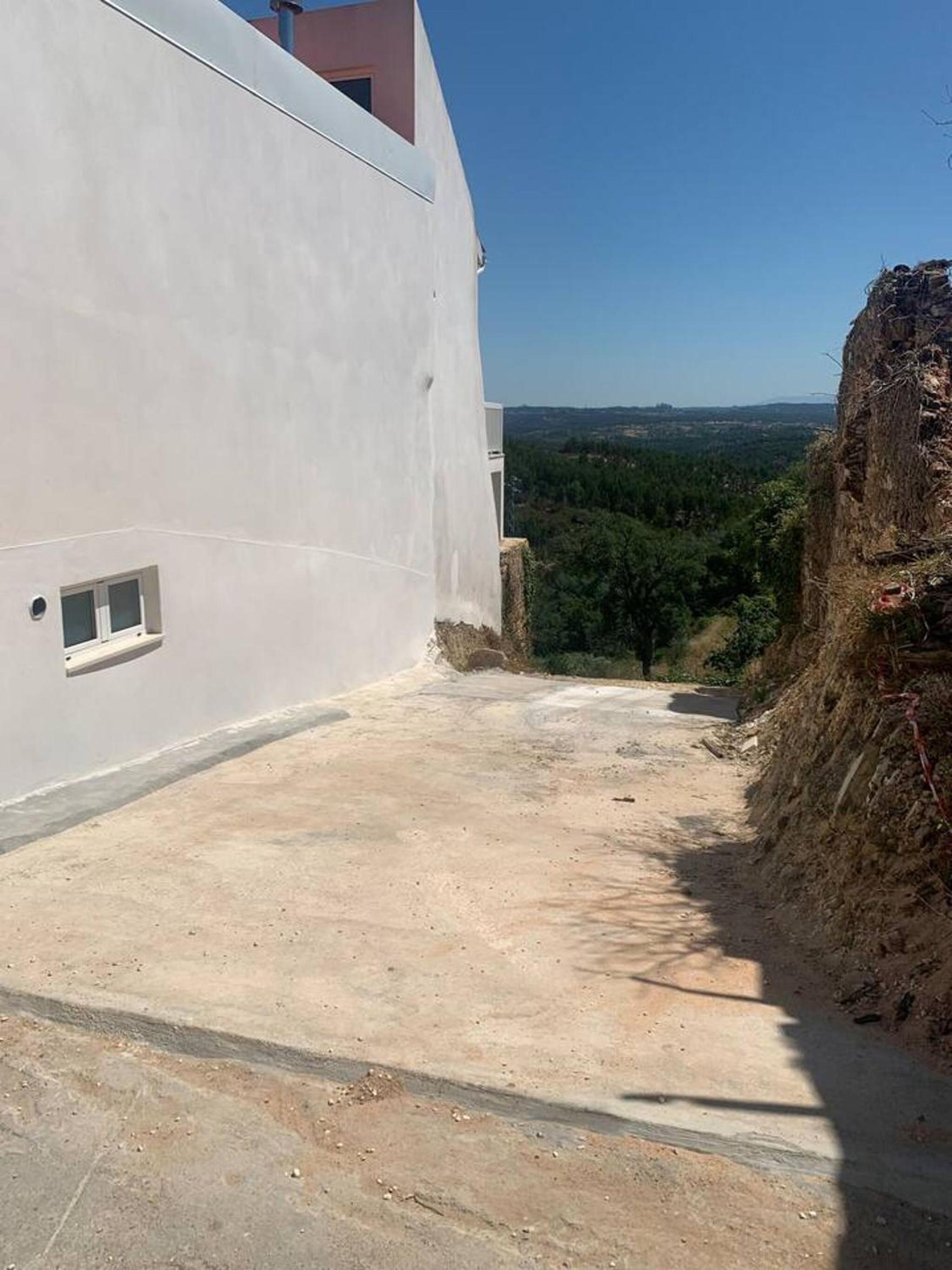 Welcoming chalet in Coimbra of 150 m² with private terrace on site view 5