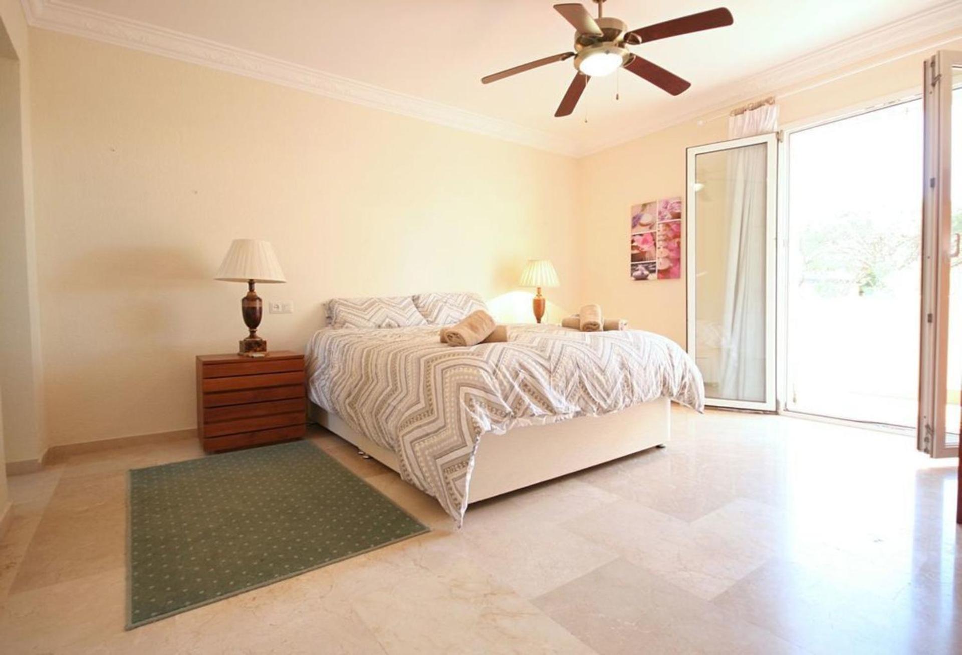 Secluded character villa 5 mins walk from the sea view 5